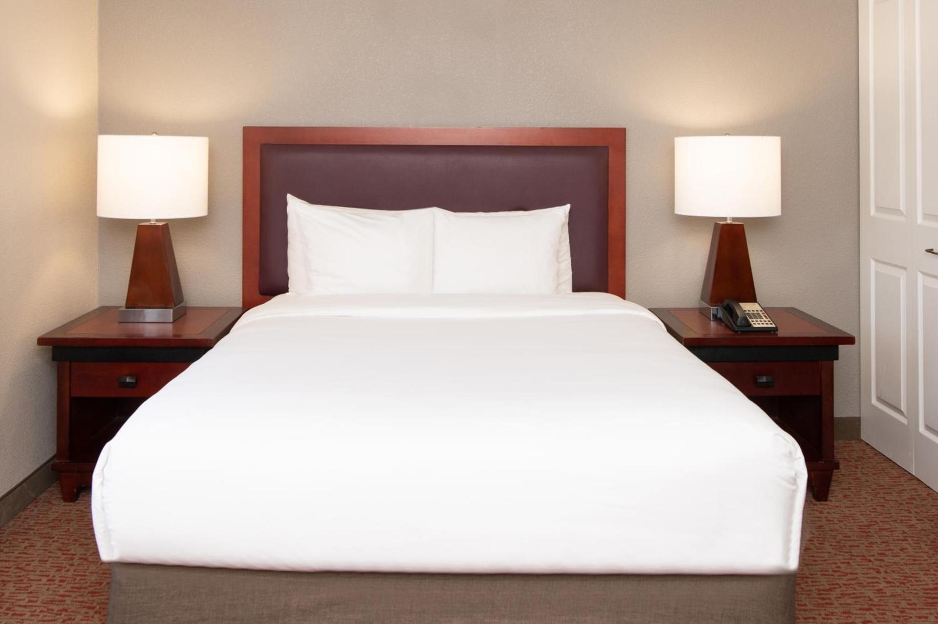Larkspur Landing Extended Stay Suites Sunnyvale photo 18