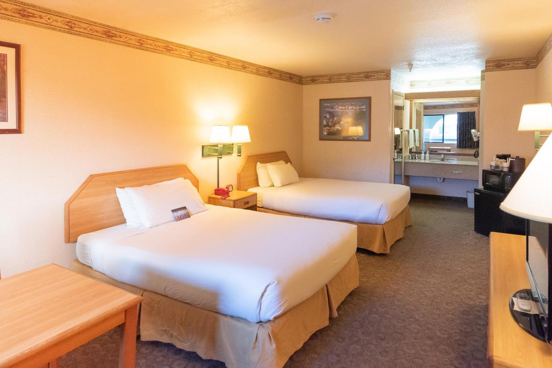 The Redwood Riverwalk, a boutique hotel photo 6