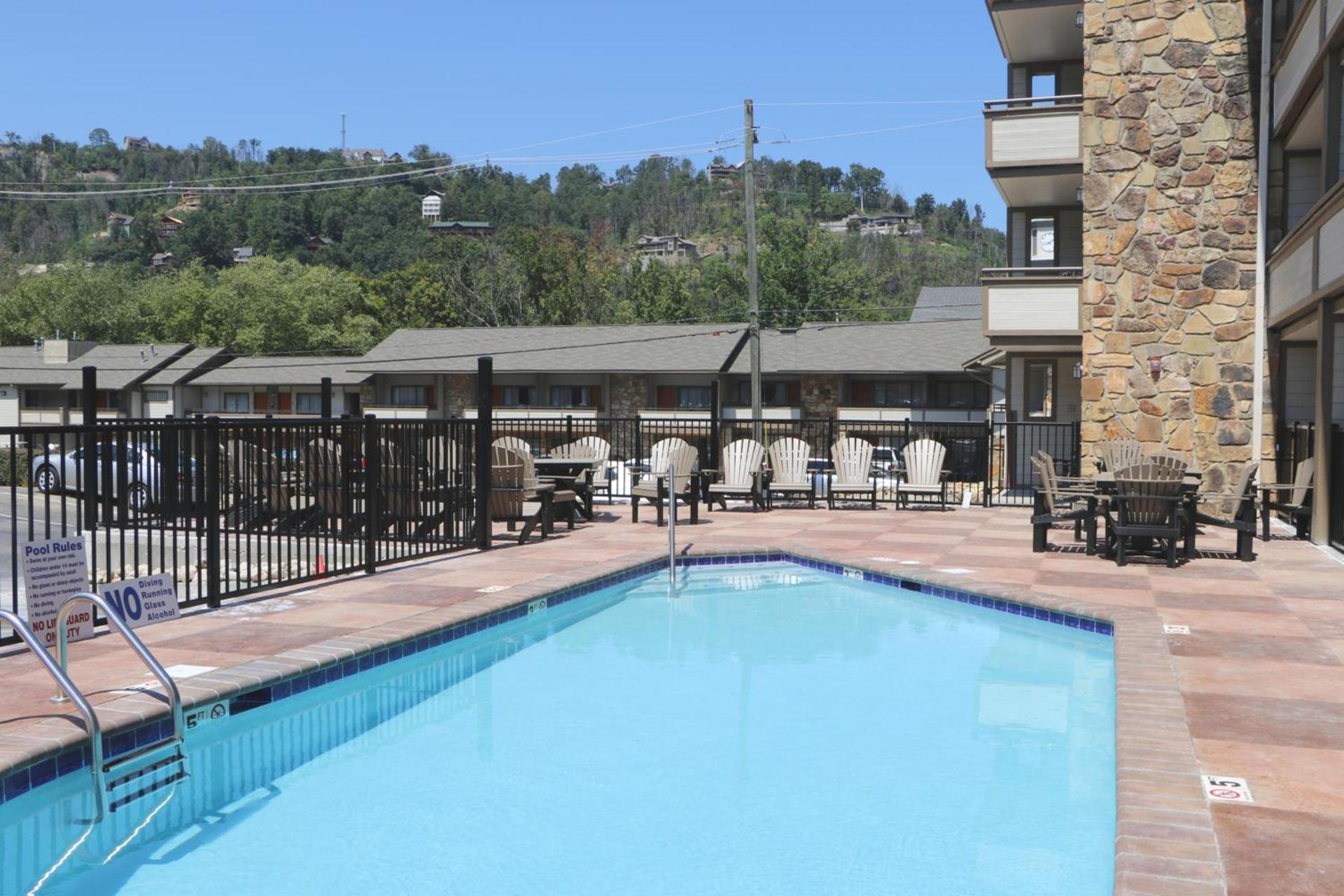 Best Western Johnson's Inn Downtown Gatlinburg photo 9