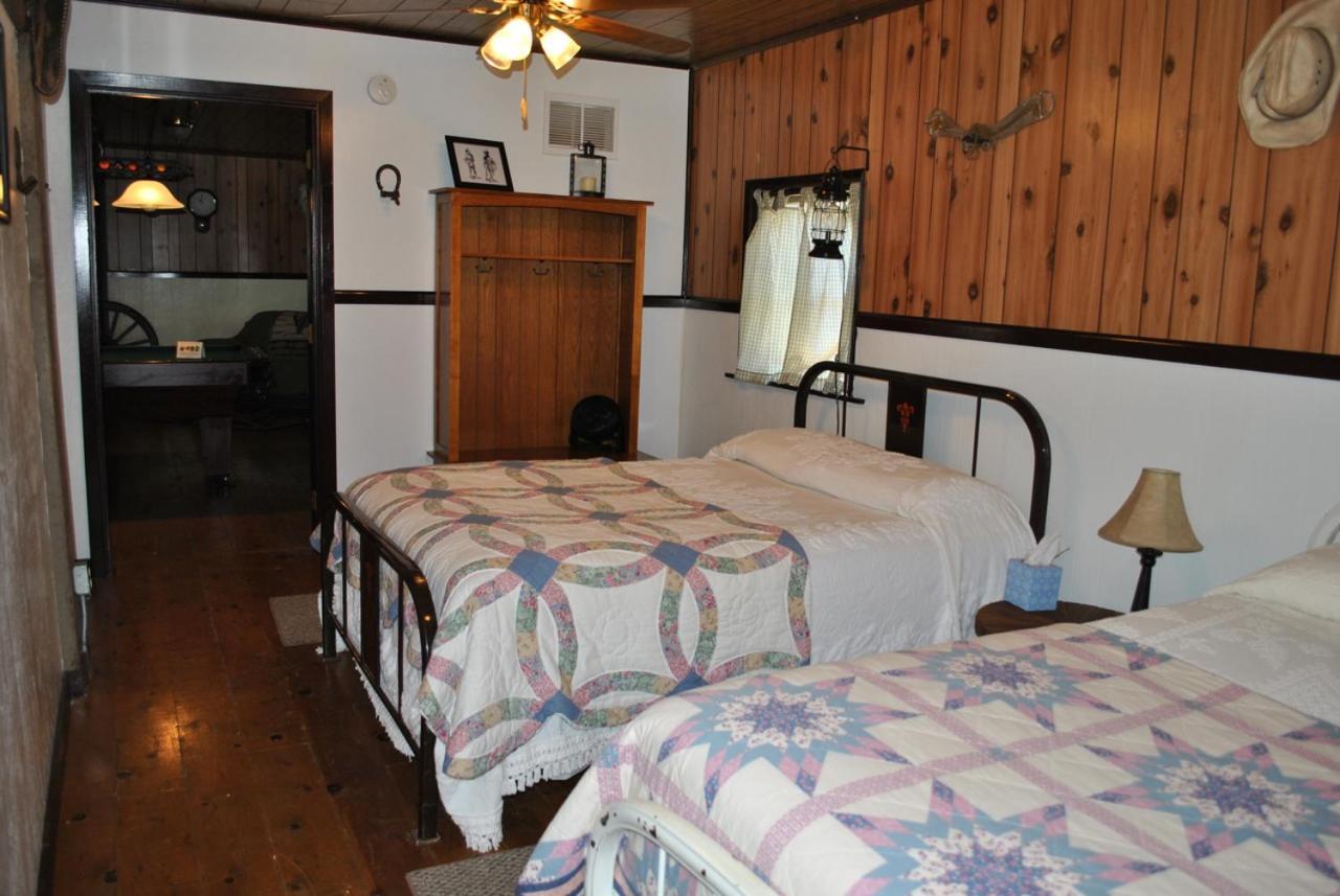 Aspen Inn photo 31