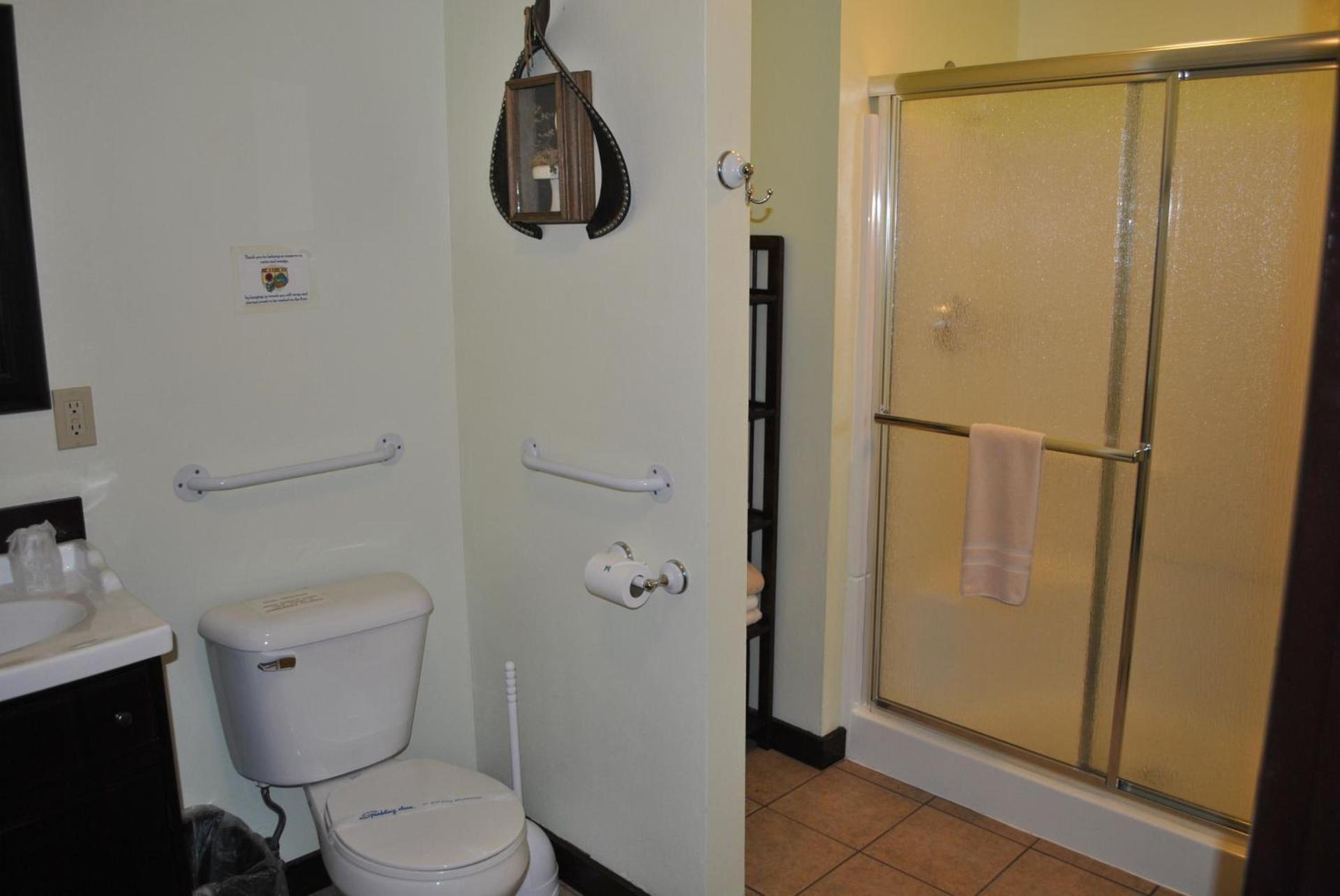 Aspen Inn photo 19