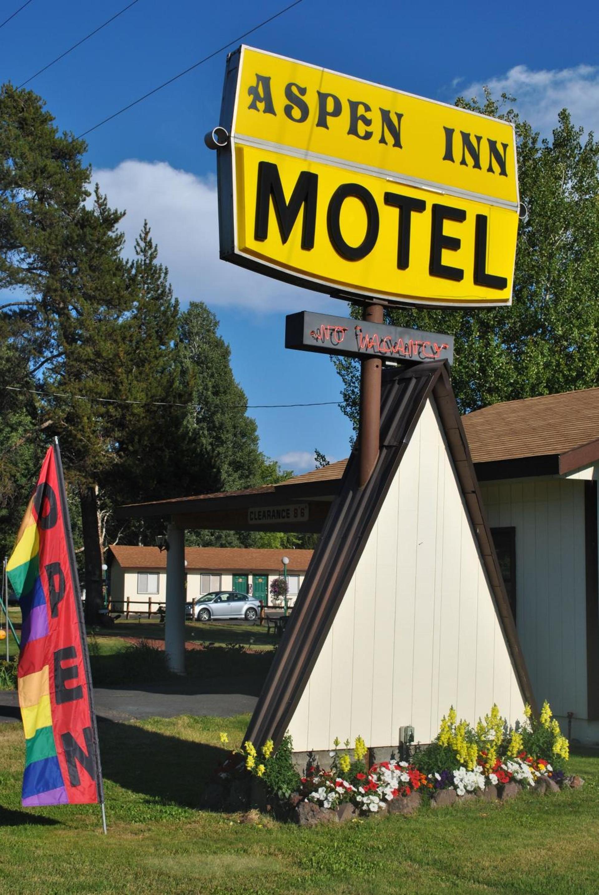 Aspen Inn photo 7