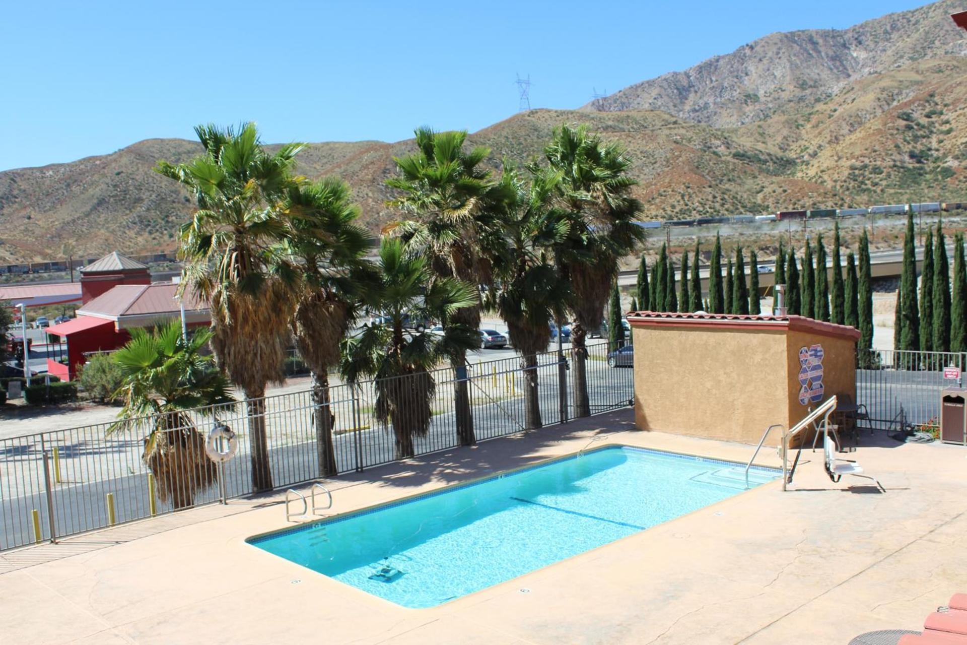 Cajon Pass Inn photo 26