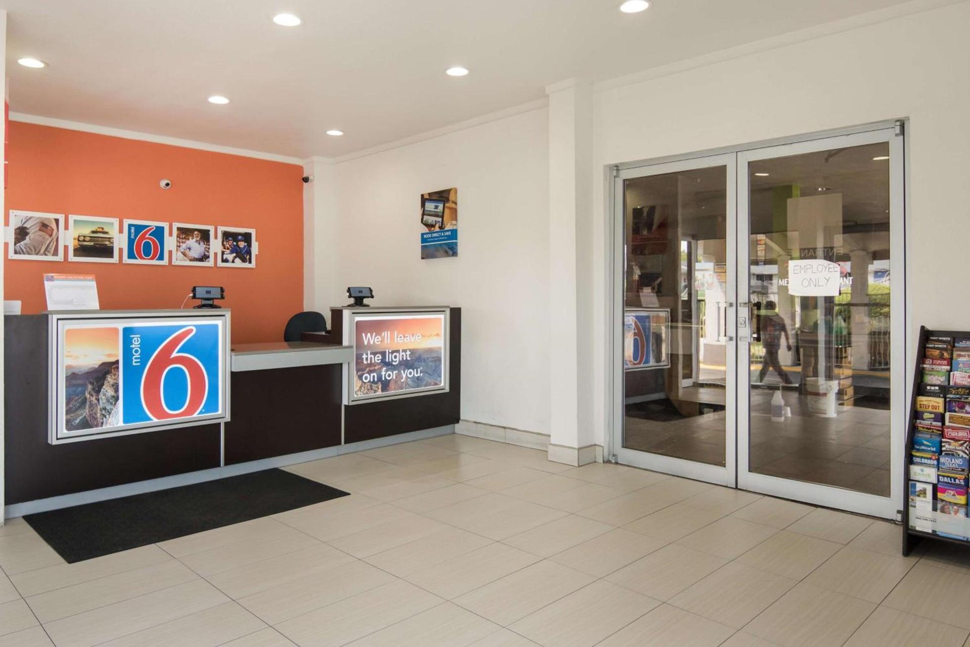 Motel 6-Fort Worth, TX - Seminary photo 26