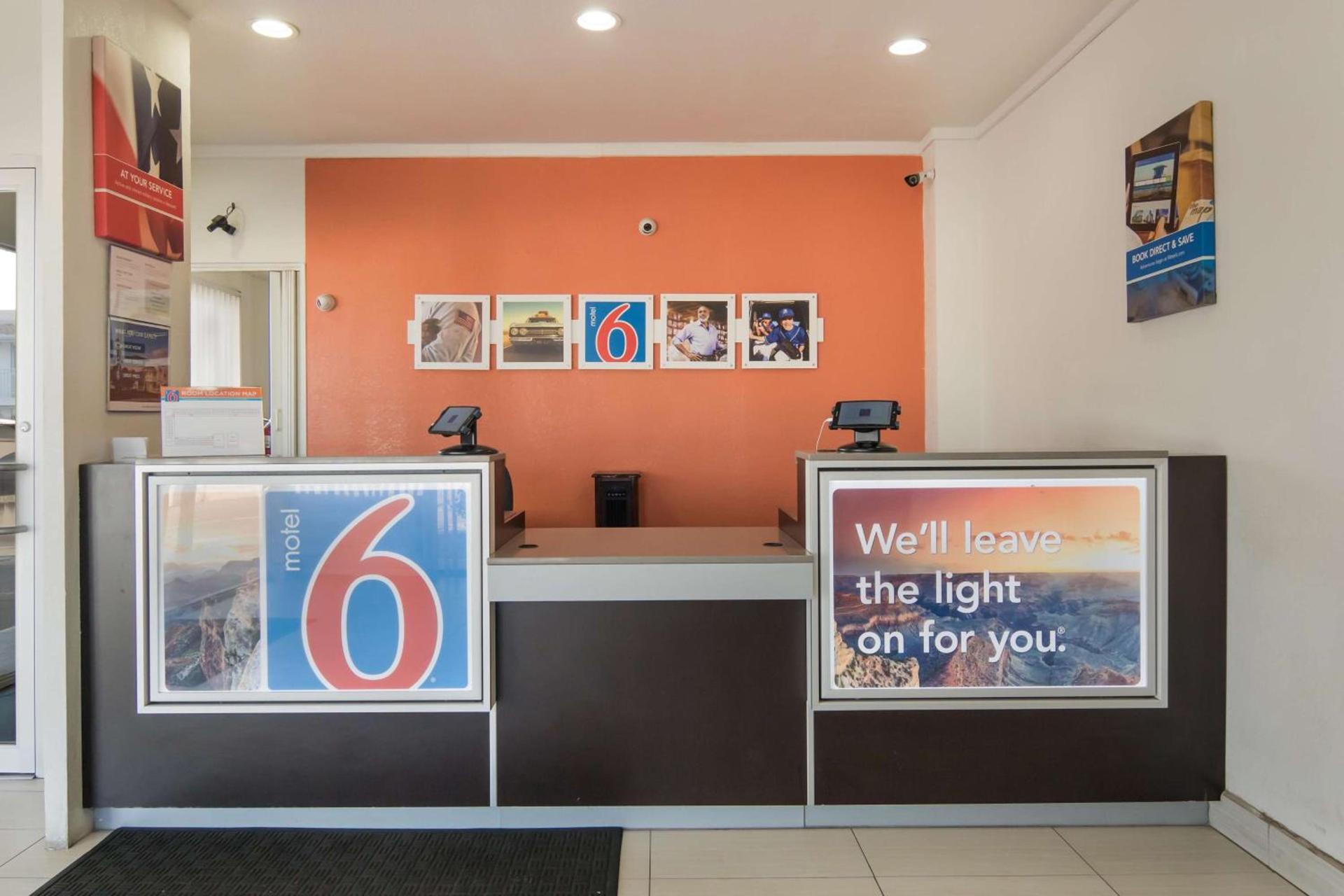Motel 6-Fort Worth, TX - Seminary photo 25