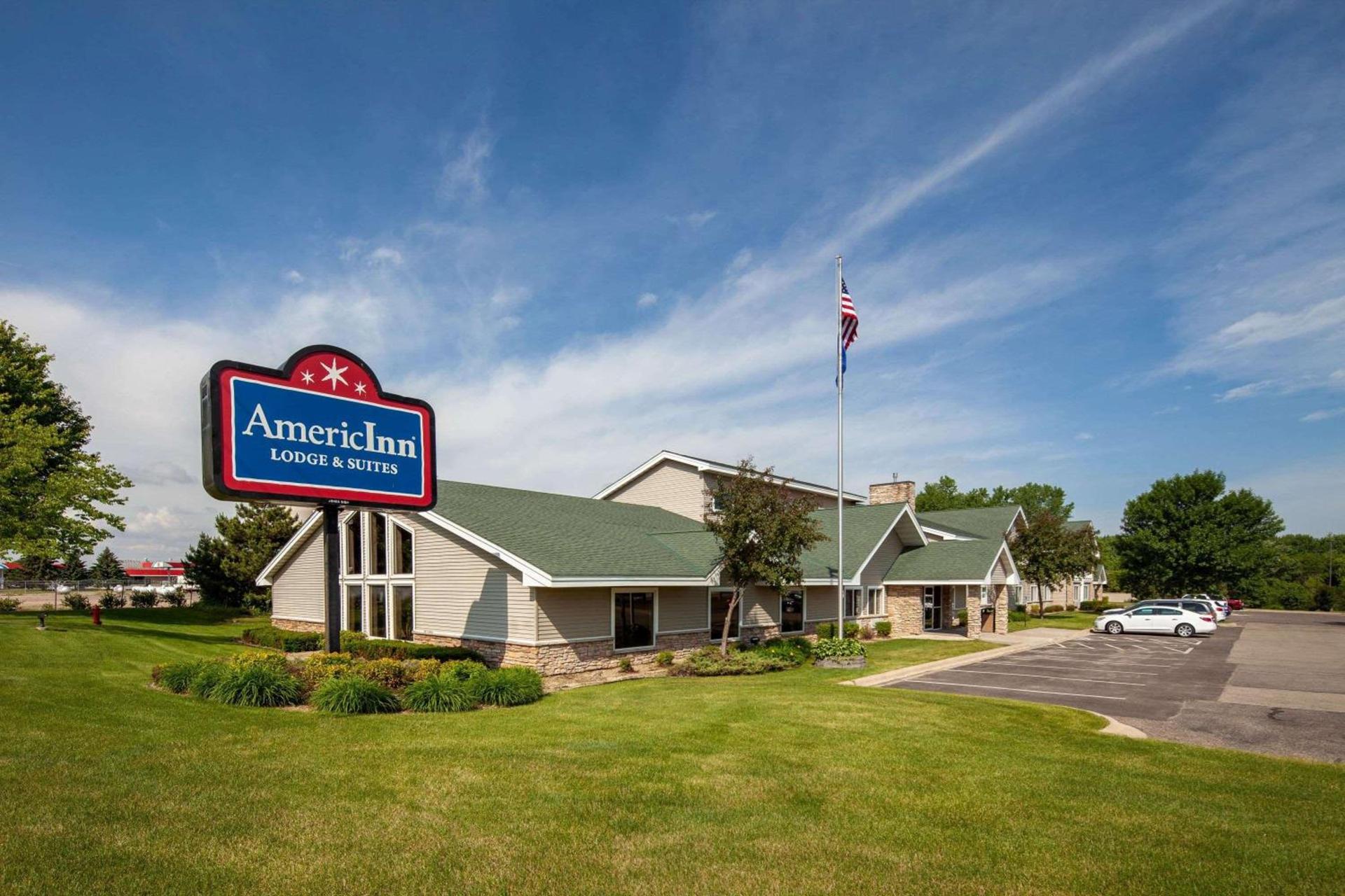 AmericInn by Wyndham Northfield photo 2