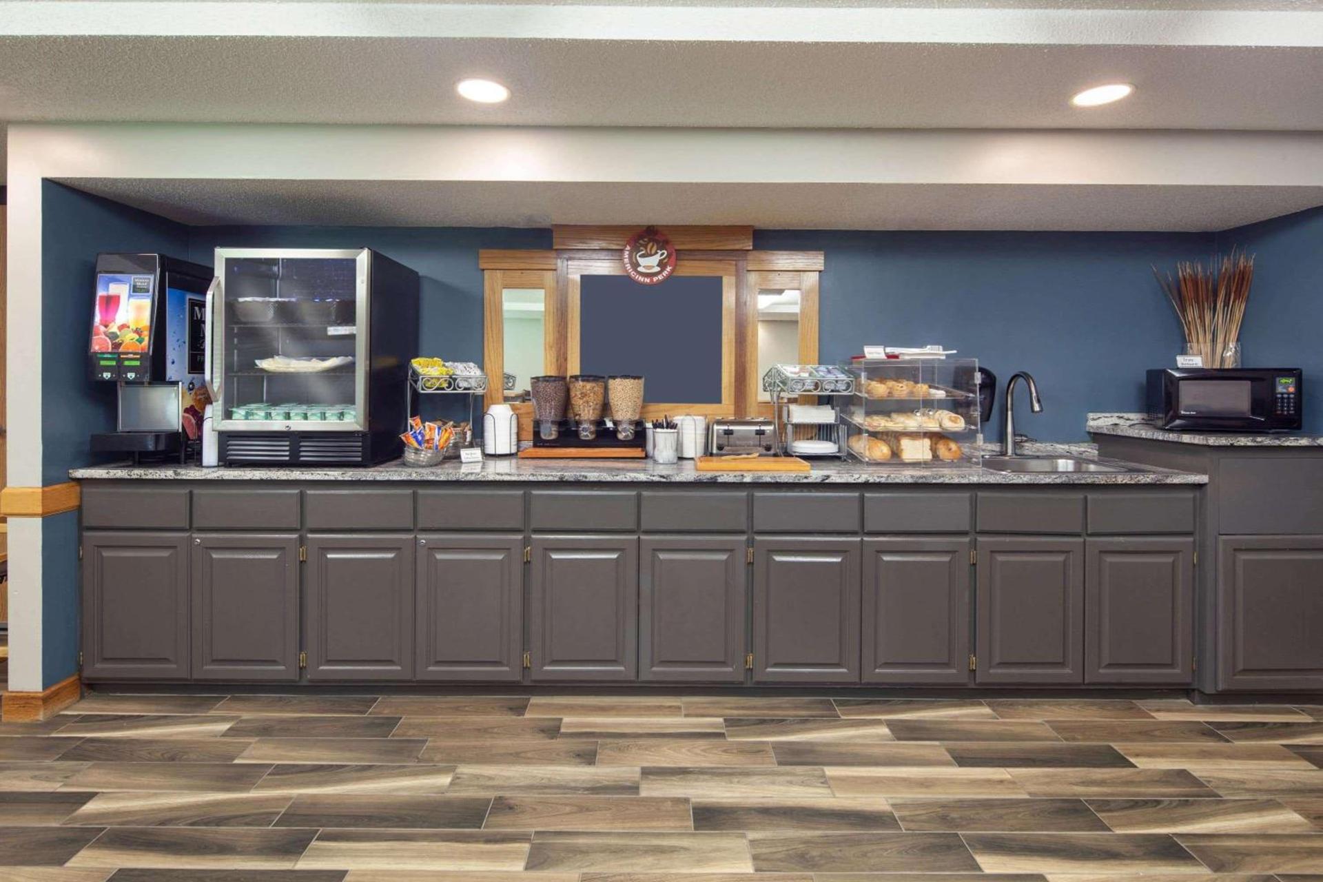 AmericInn by Wyndham Northfield photo 24