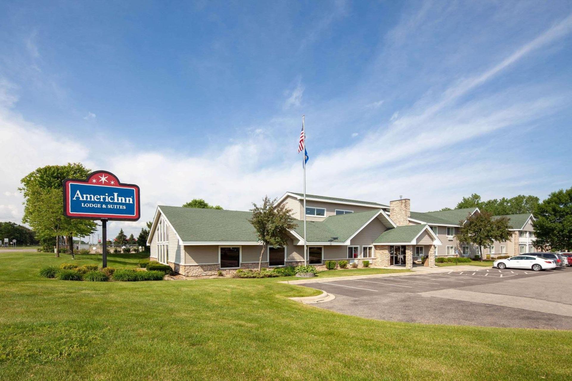 AmericInn by Wyndham Northfield — hotel in Northfield