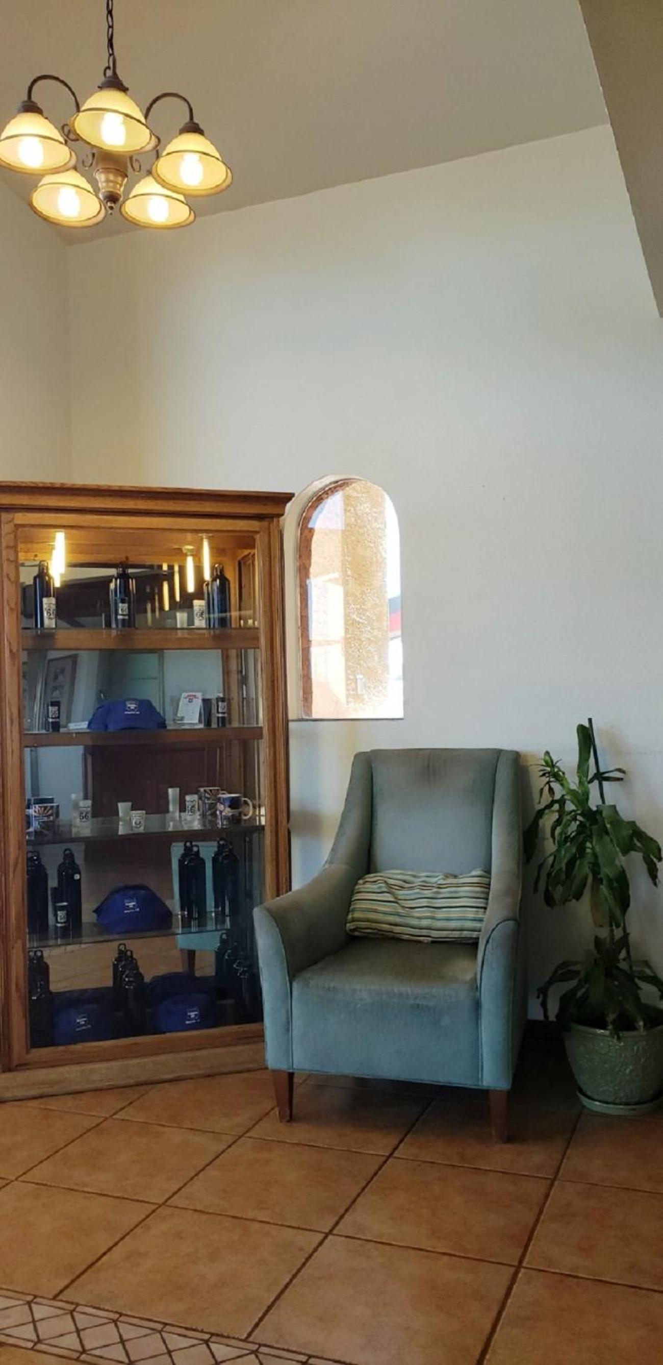 Silver Queen Inn photo 6