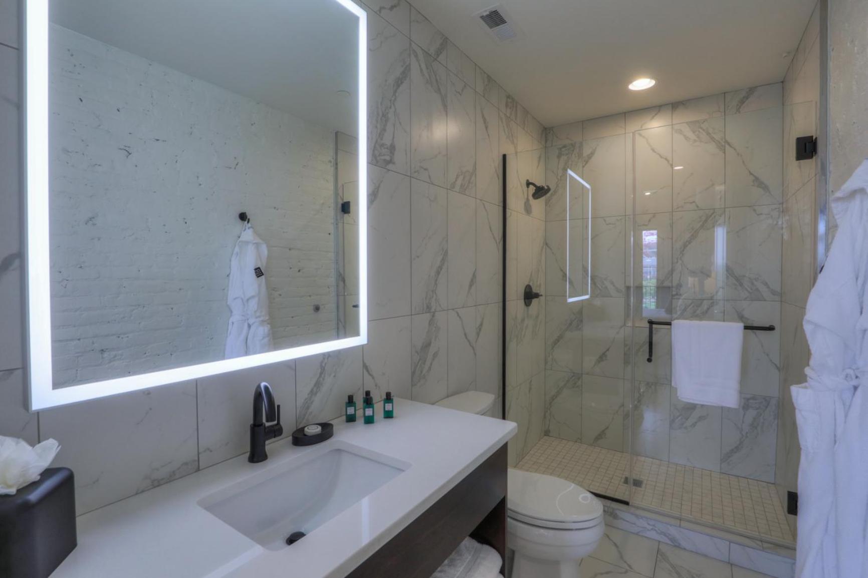 Studio 154 Hotel photo 32
