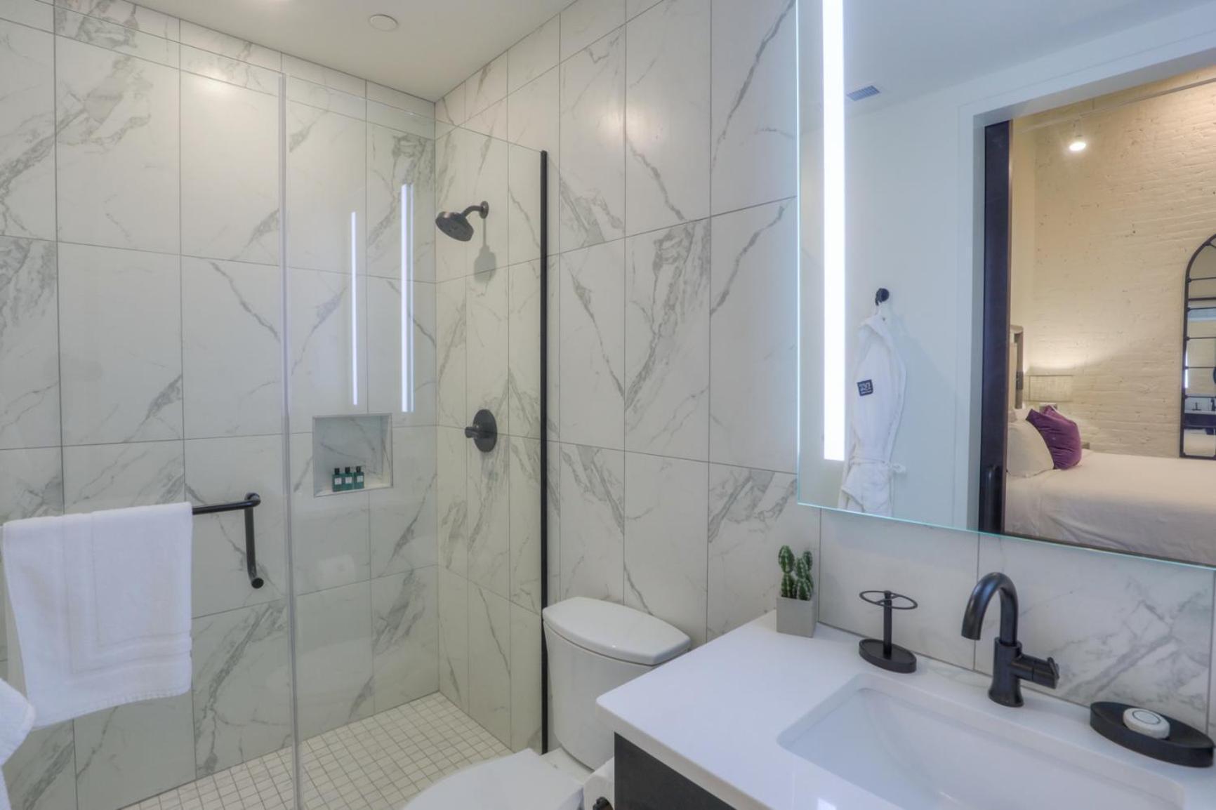 Studio 154 Hotel photo 98