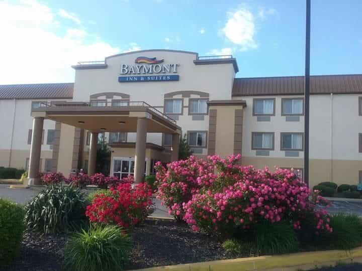 Baymont by Wyndham Evansville North/Haubstadt photo 6