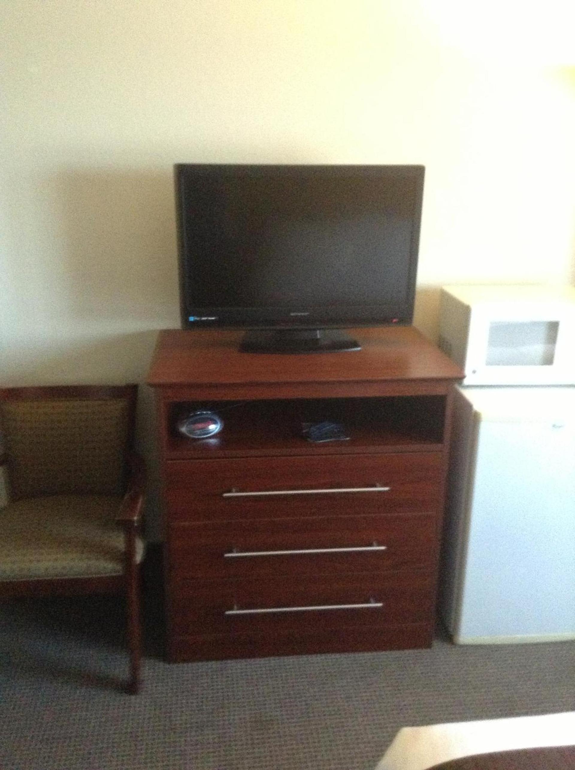Baymont by Wyndham Dubuque photo 17
