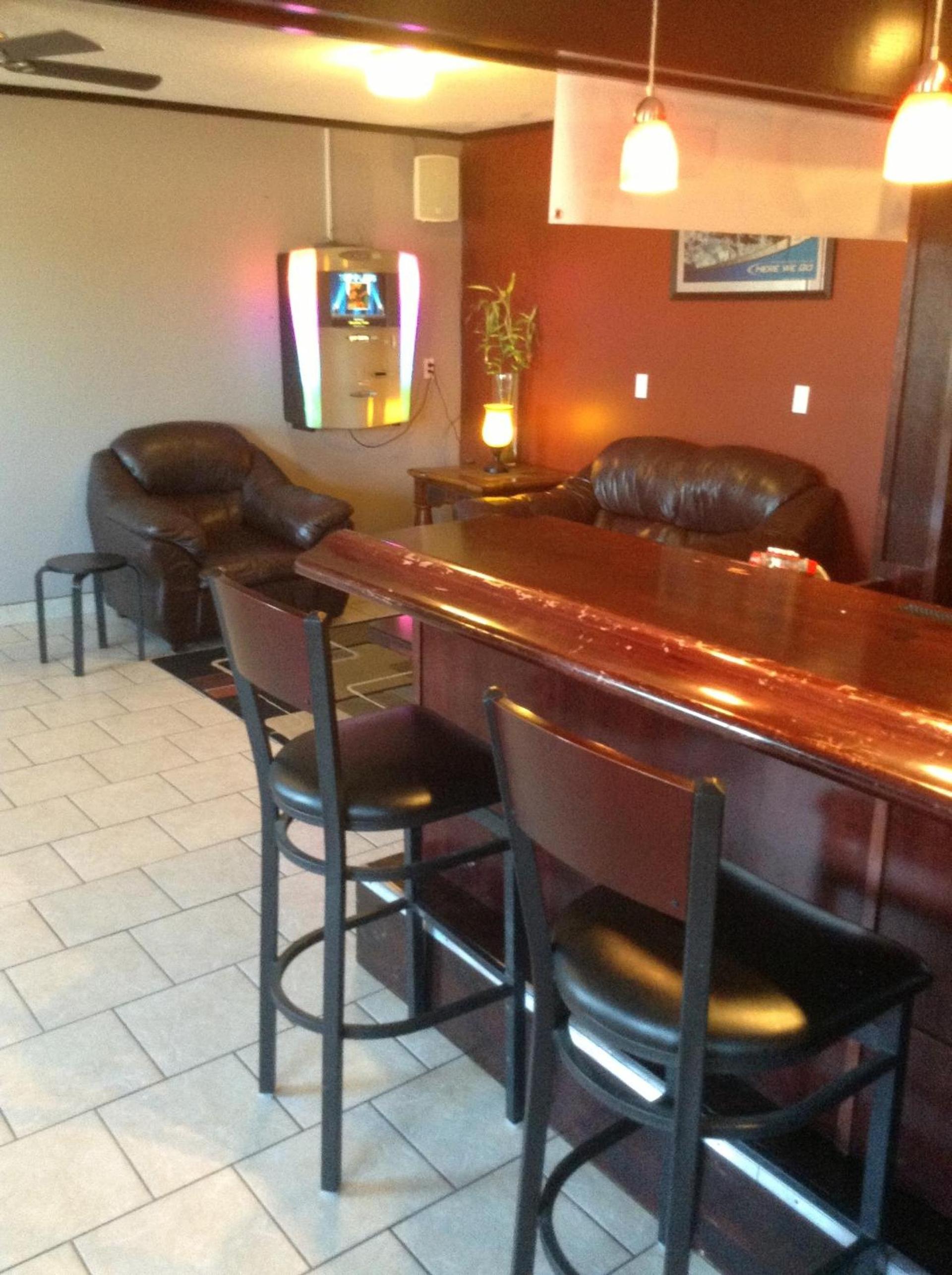 Baymont by Wyndham Dubuque photo 32