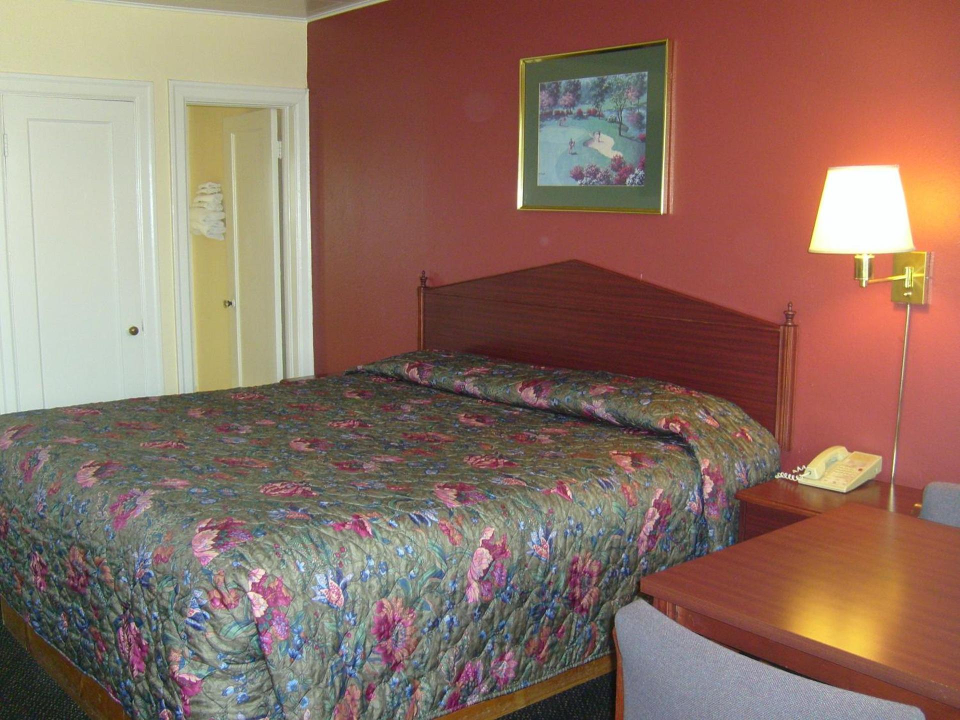 Cascade City Center Motel photo 5