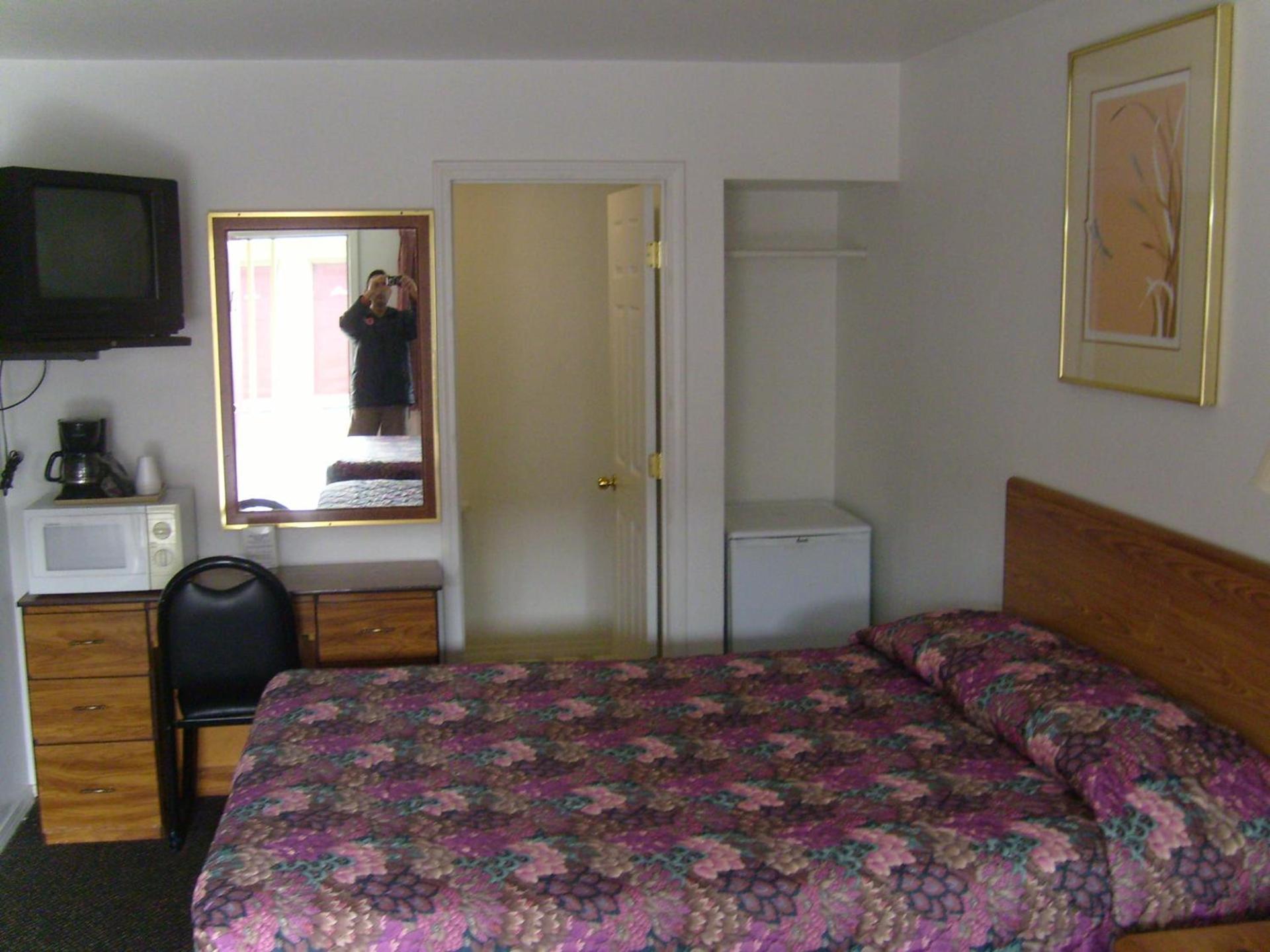 Cascade City Center Motel photo 7