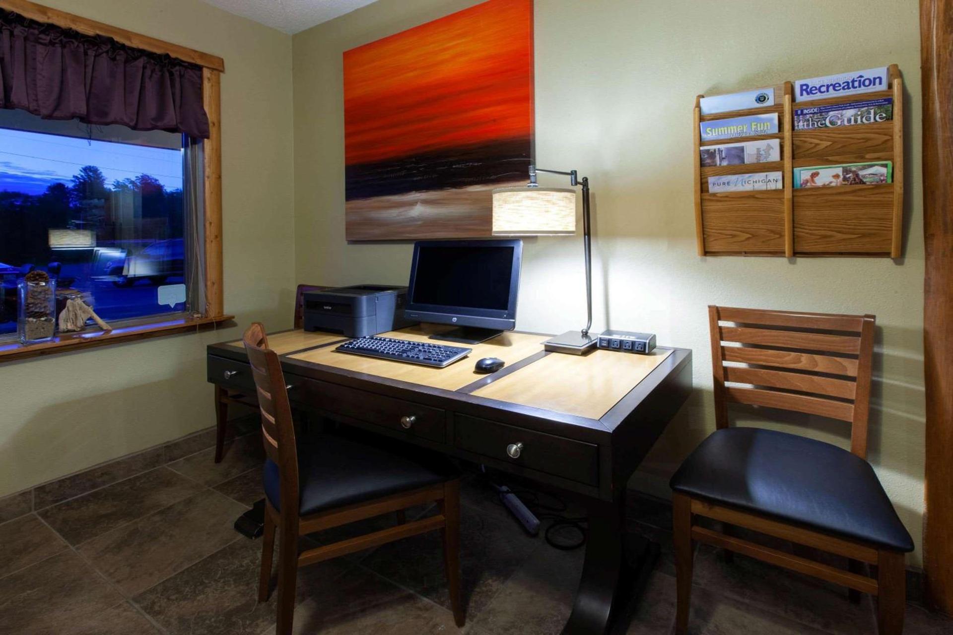 AmericInn by Wyndham Silver City photo 52