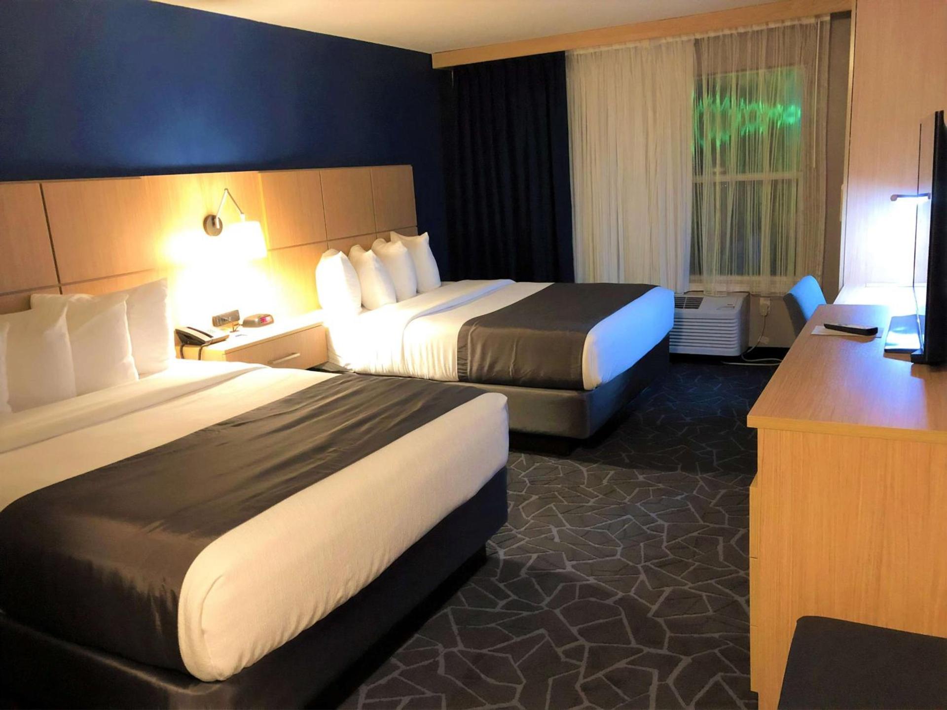 Best Western Eau Claire South photo 13