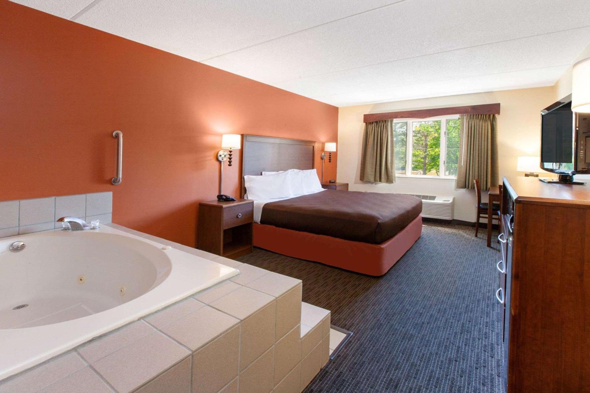 AmericInn by Wyndham Silver City photo 42
