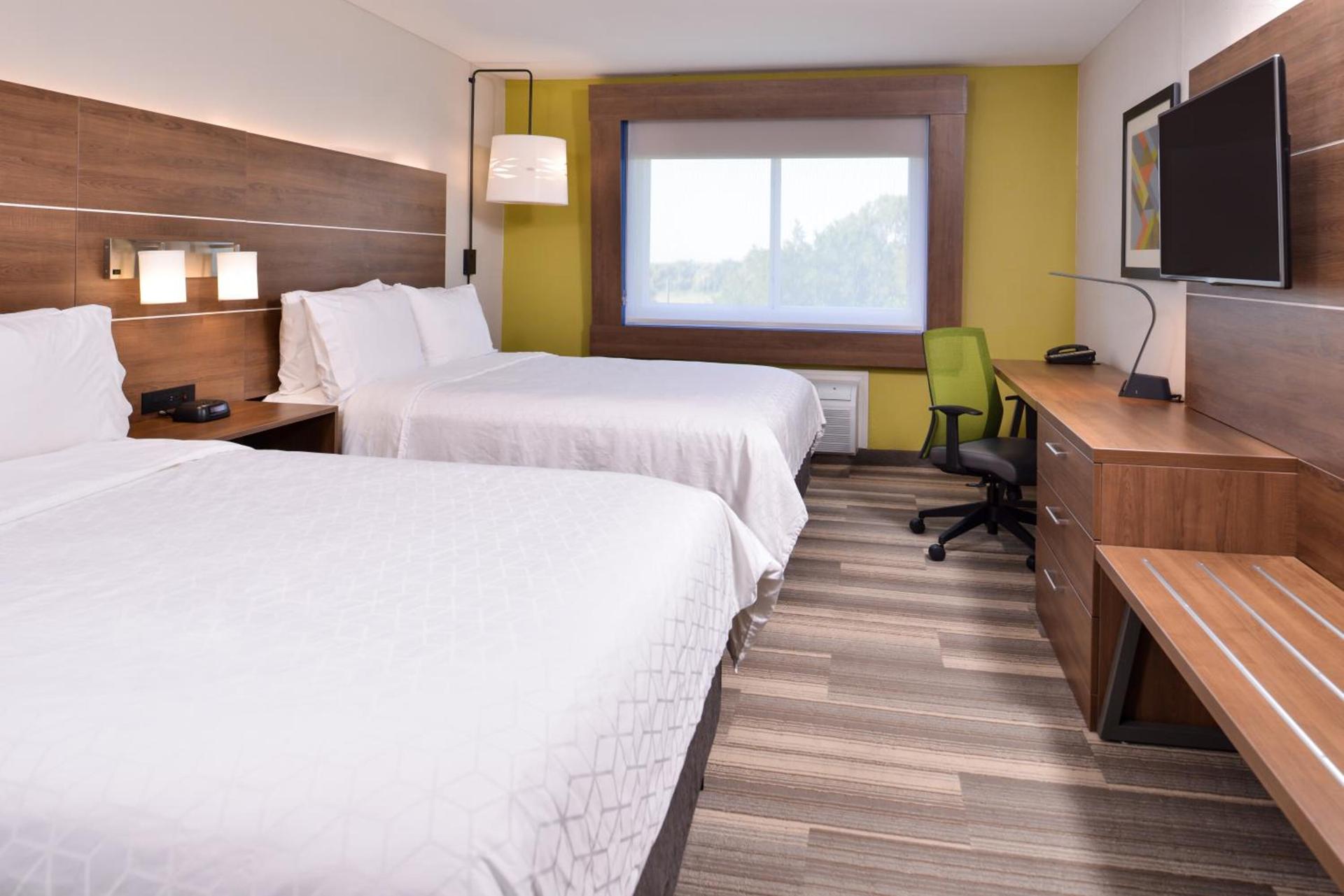 Holiday Inn Express Hotel & Suites Elgin by IHG photo 2