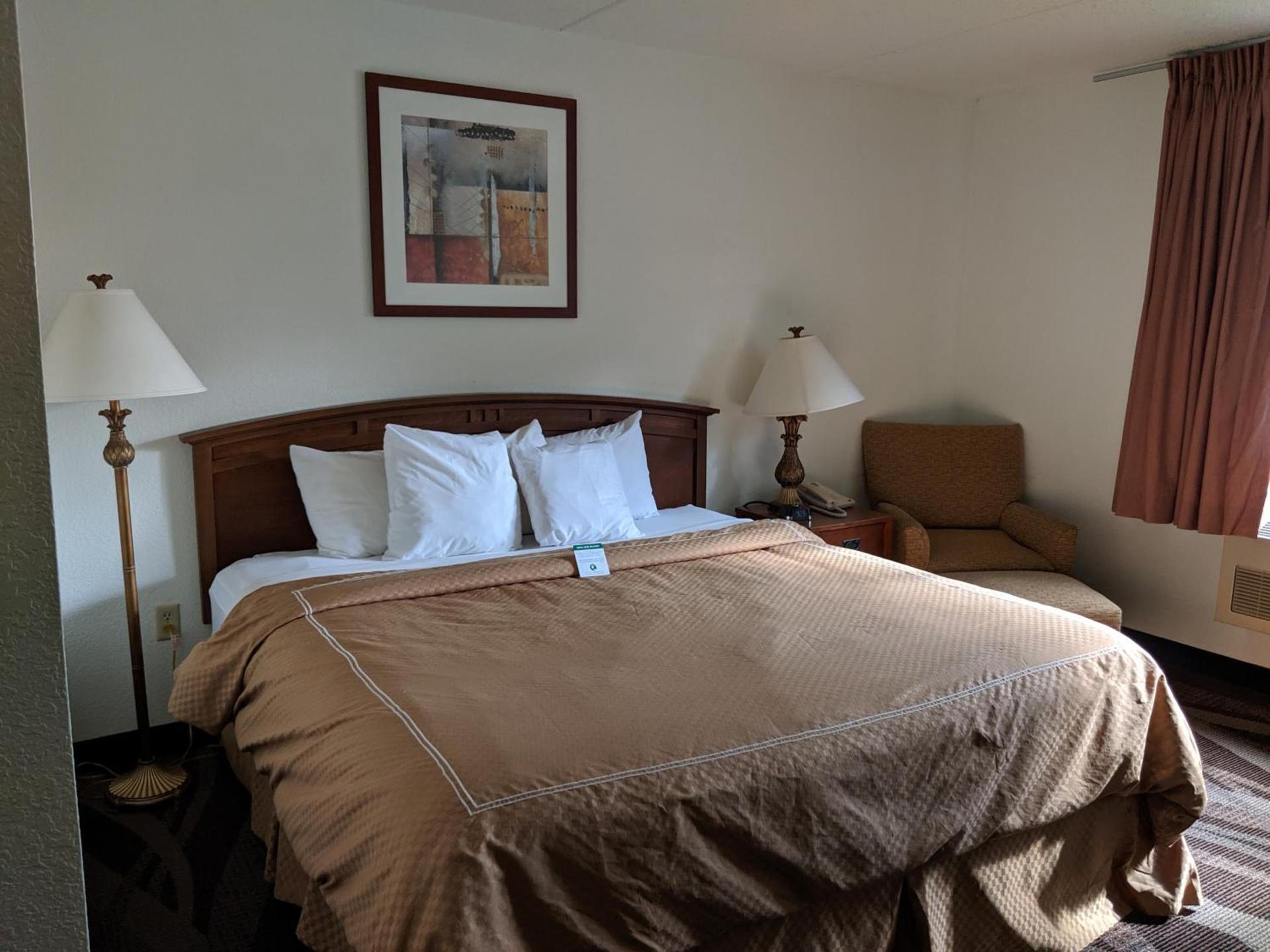 Boarders Inn and Suites by Cobblestone Hotels - Ripon photo 12
