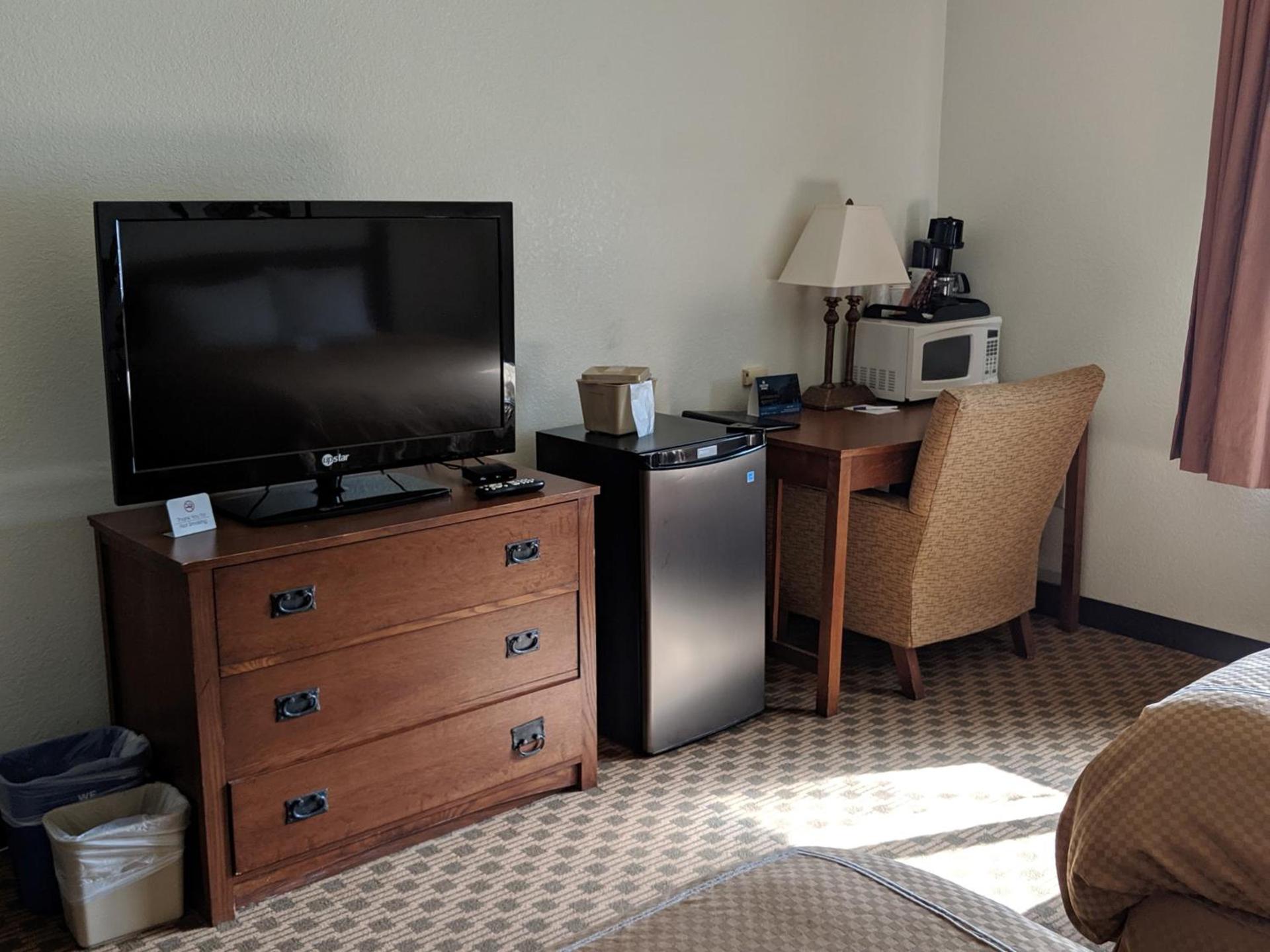 Boarders Inn and Suites by Cobblestone Hotels - Ripon photo 7