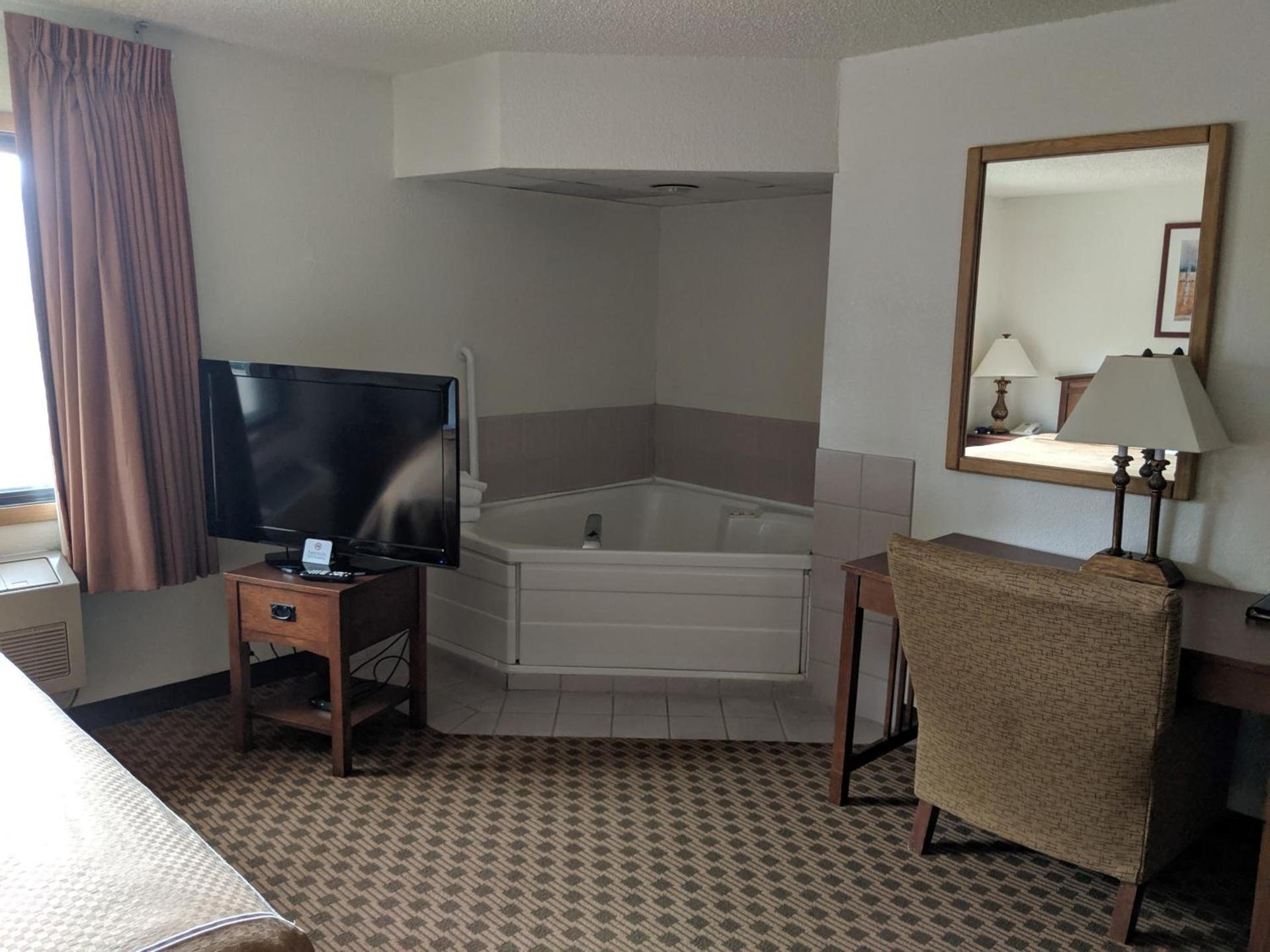 Boarders Inn and Suites by Cobblestone Hotels - Ripon photo 3