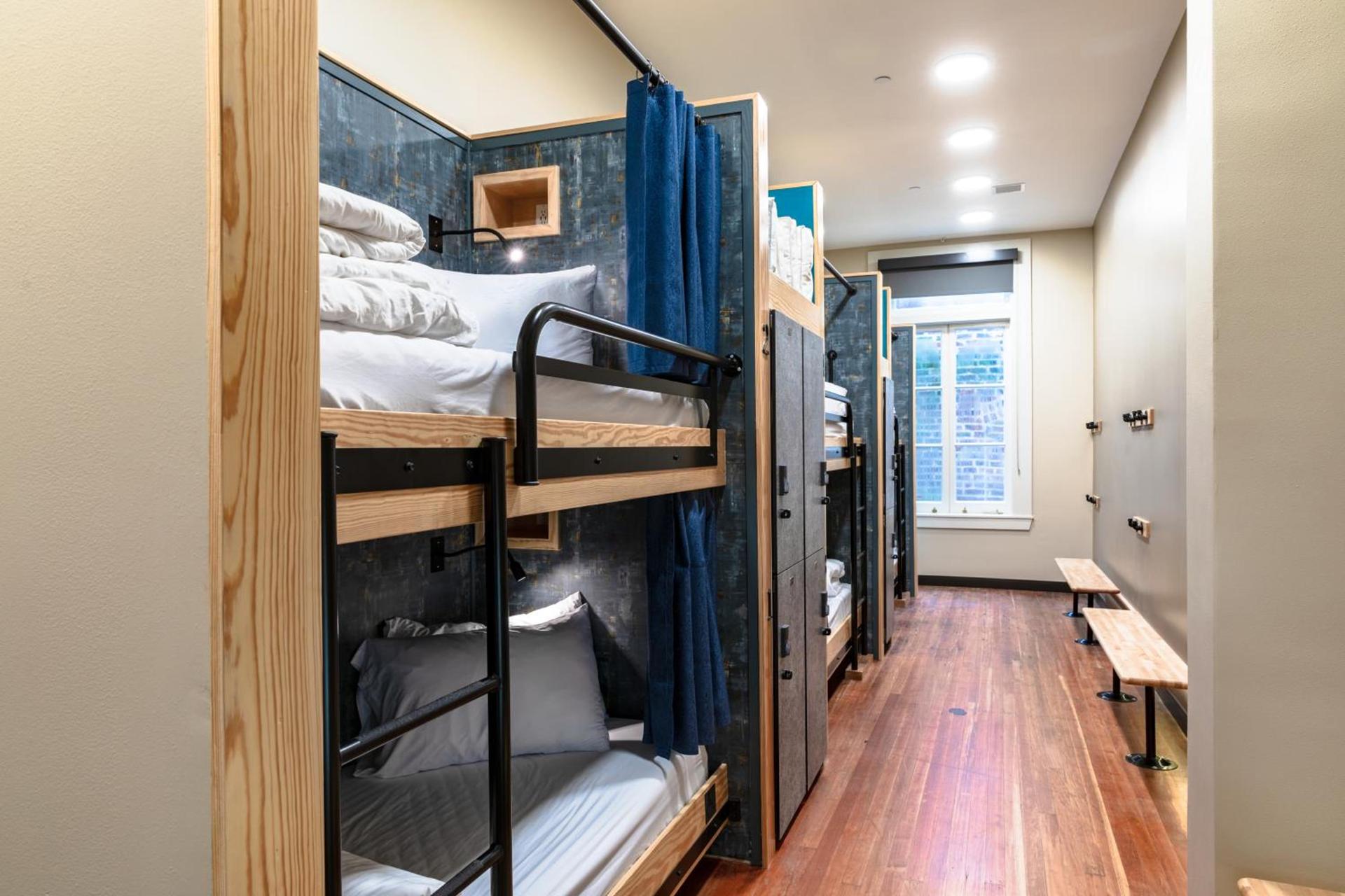 HI New Orleans Hostel photo 40