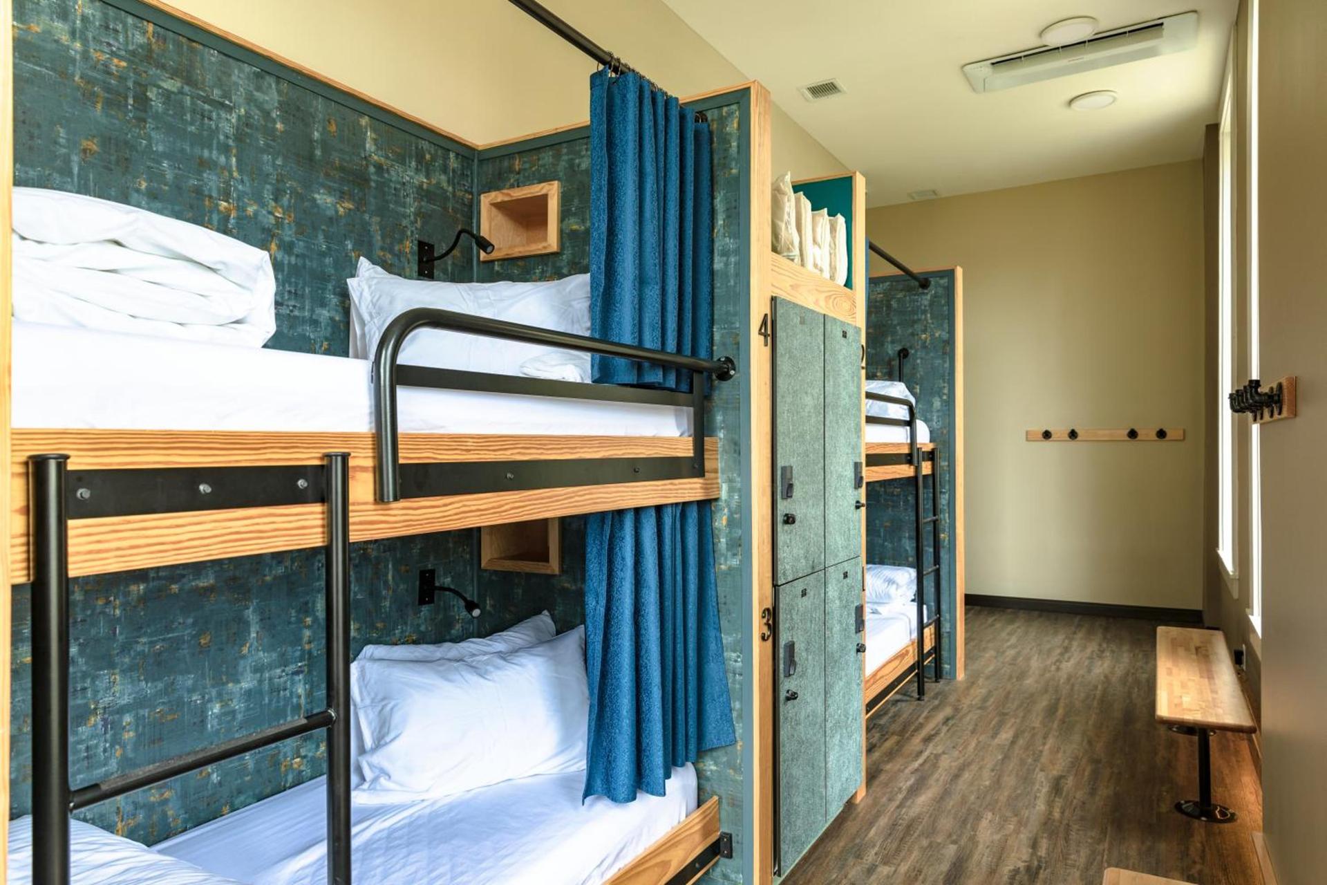 HI New Orleans Hostel photo 32