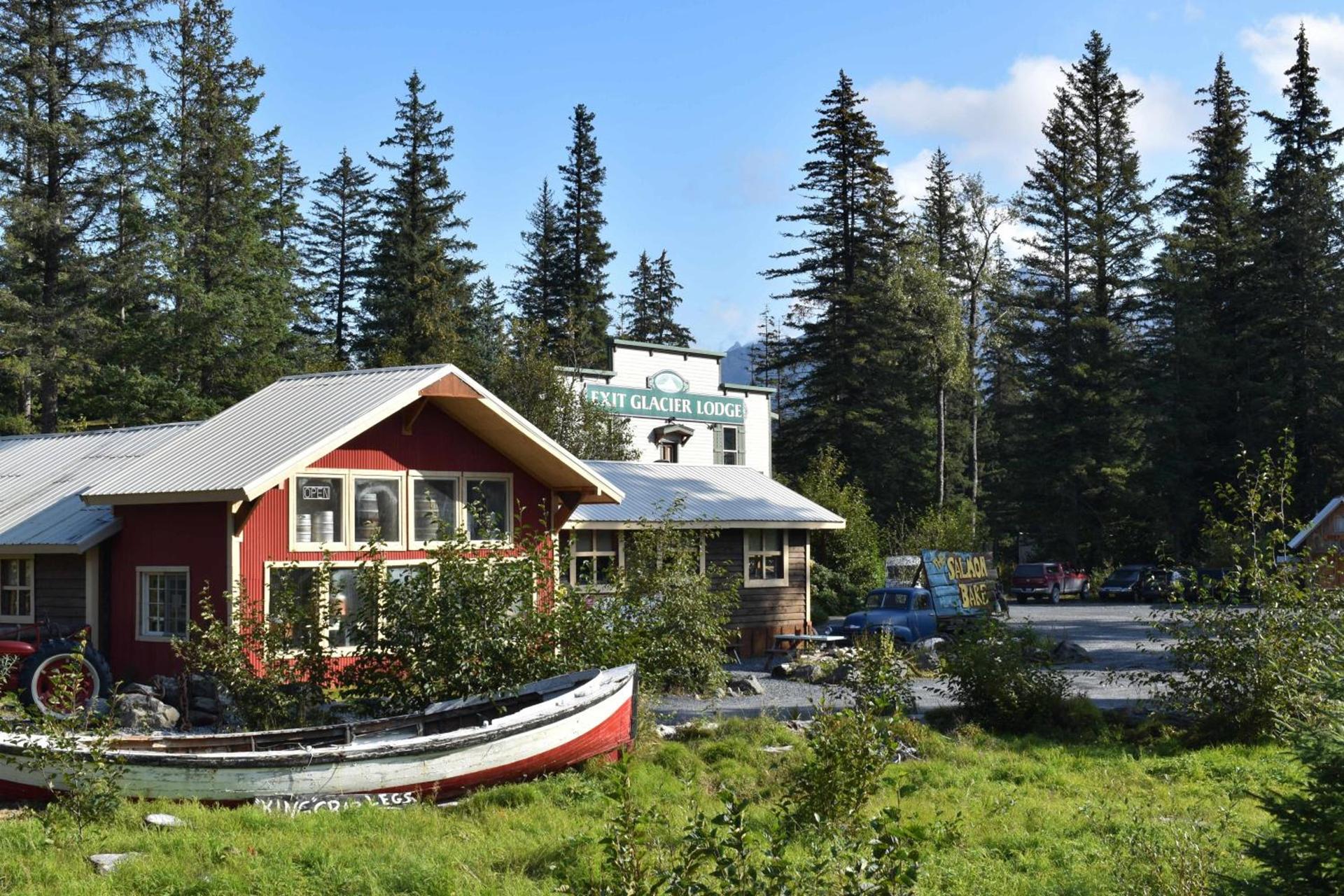 Exit Glacier Lodge photo 36