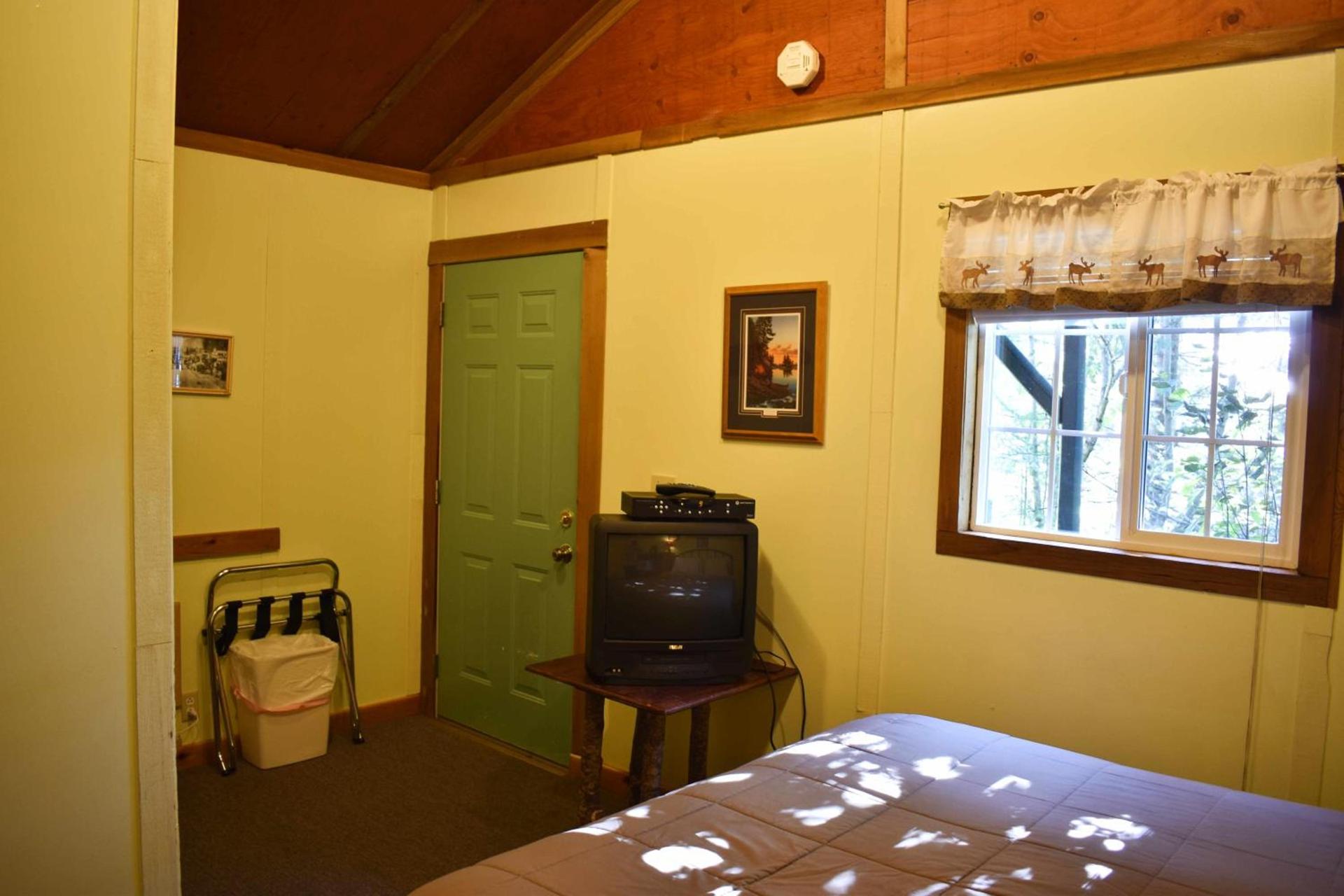 Exit Glacier Lodge photo 57