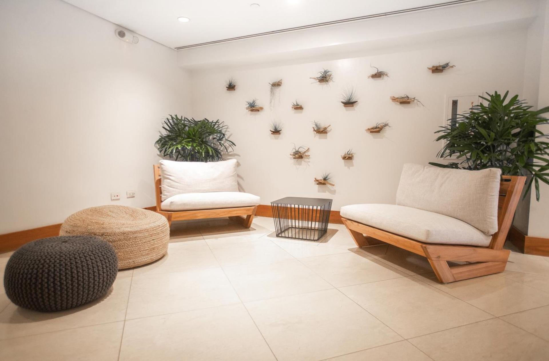 Lotus Honolulu at Diamond Head photo 15