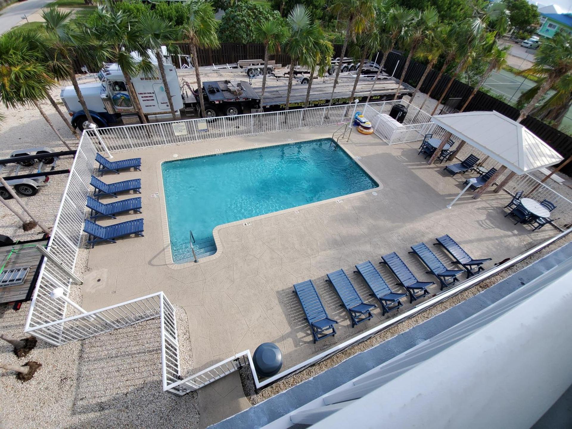 Knight's Key Suites photo 3