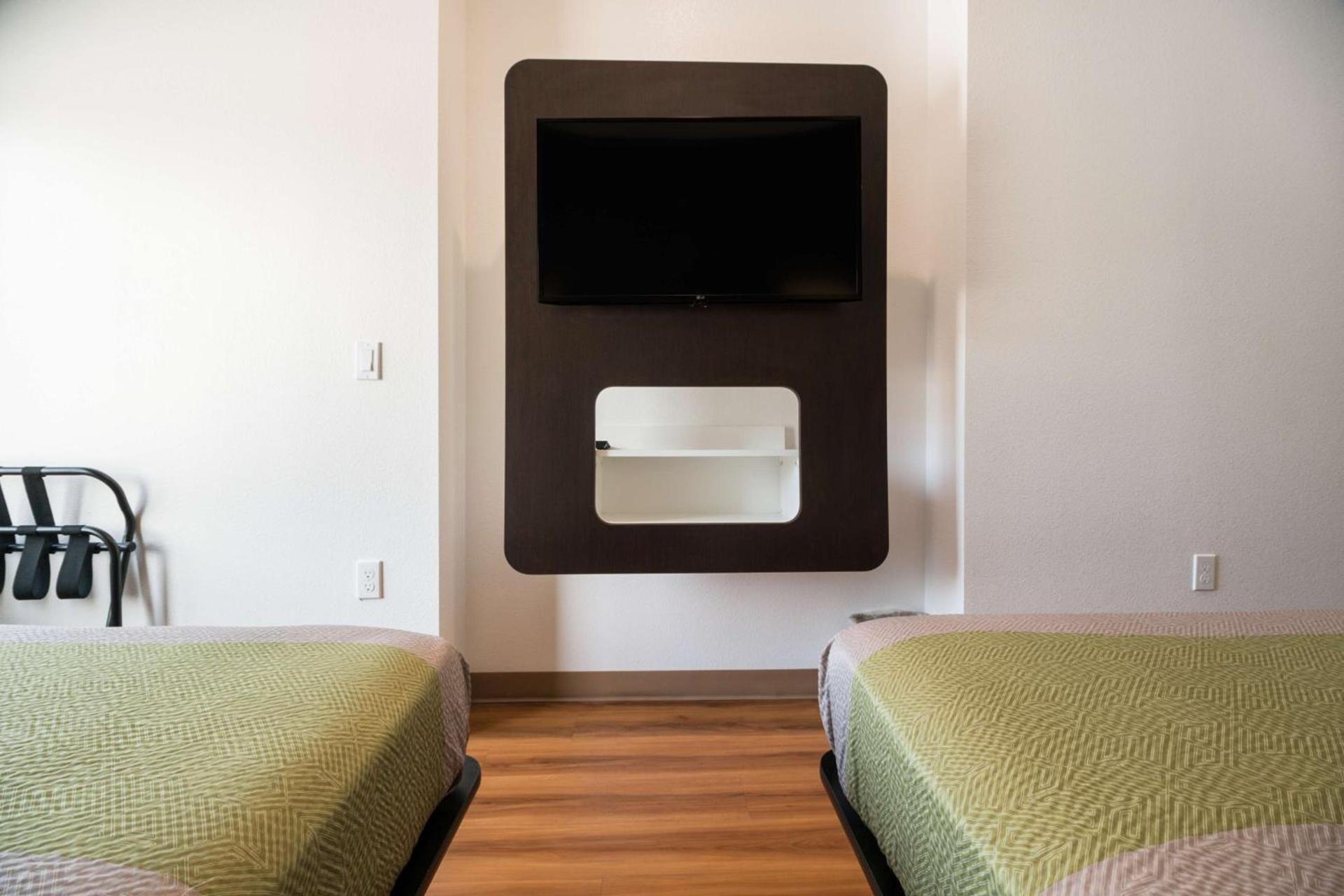 Motel 6-Corpus Christi, TX photo 40