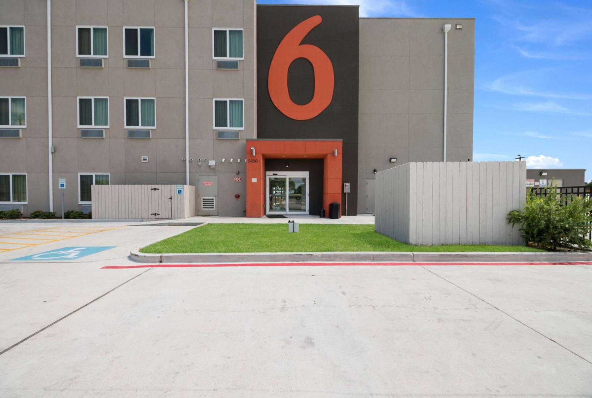 Studio 6-Corpus Christi, TX photo 34