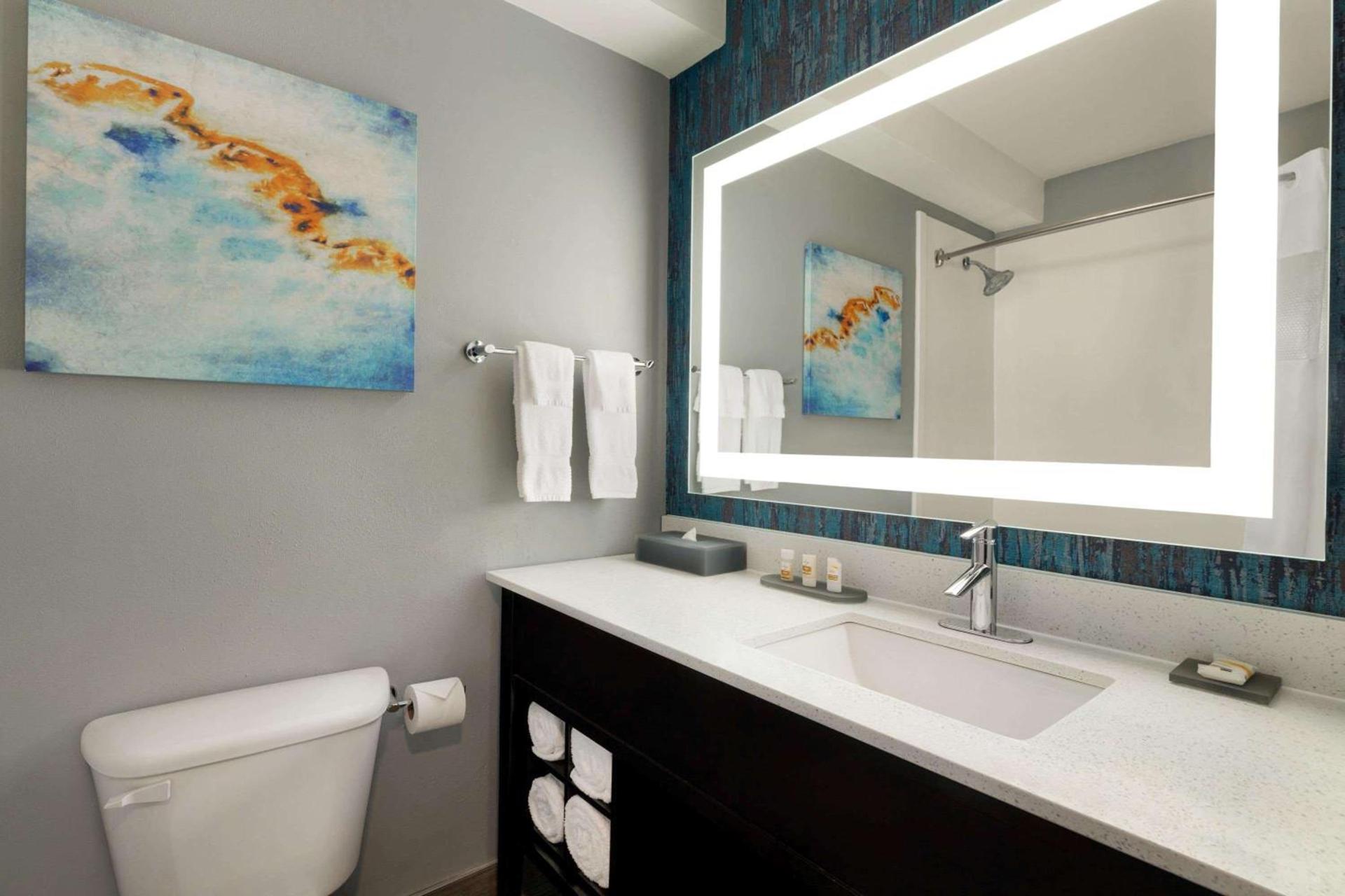La Quinta by Wyndham Salem OR photo 14