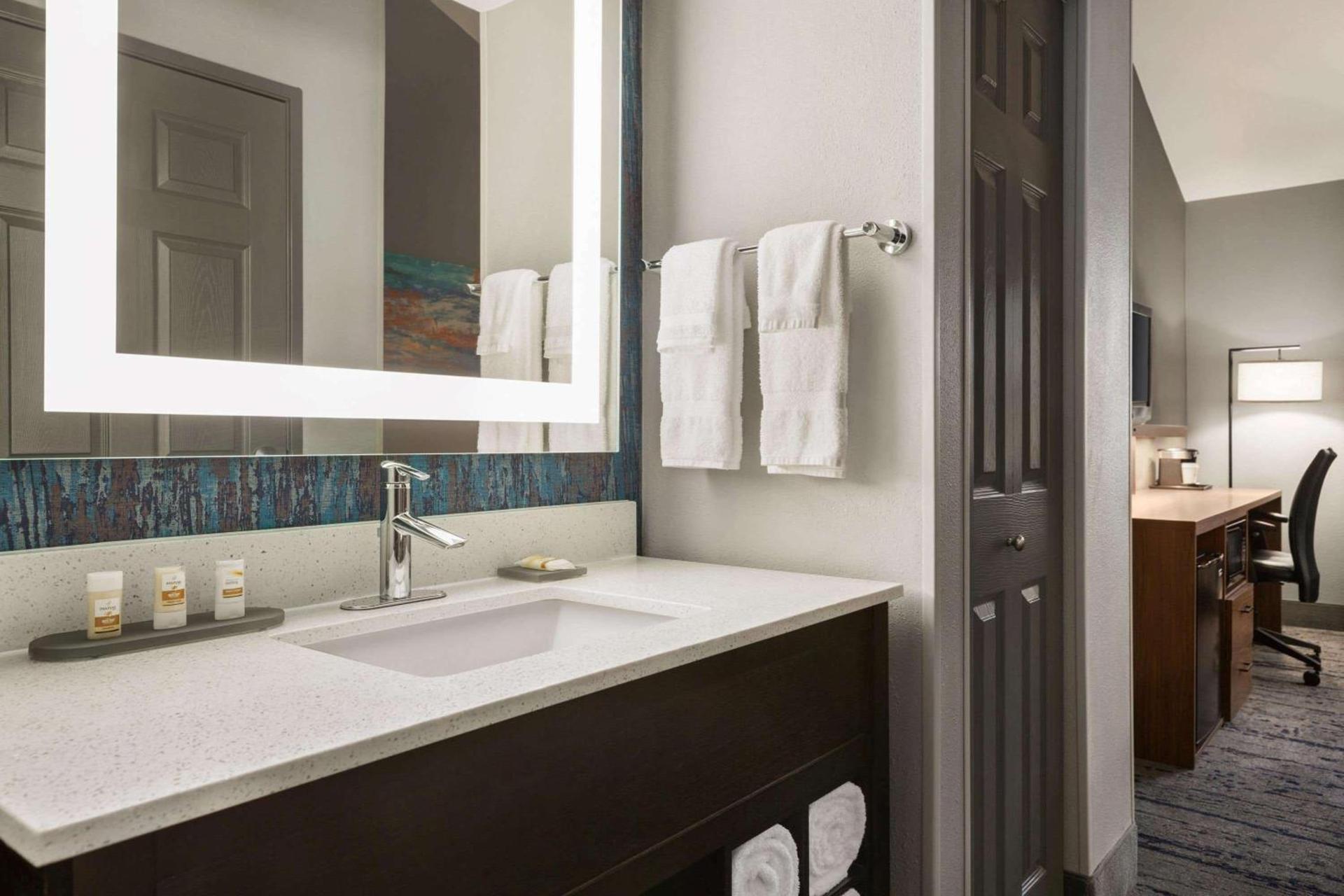 La Quinta by Wyndham Salem OR photo 20