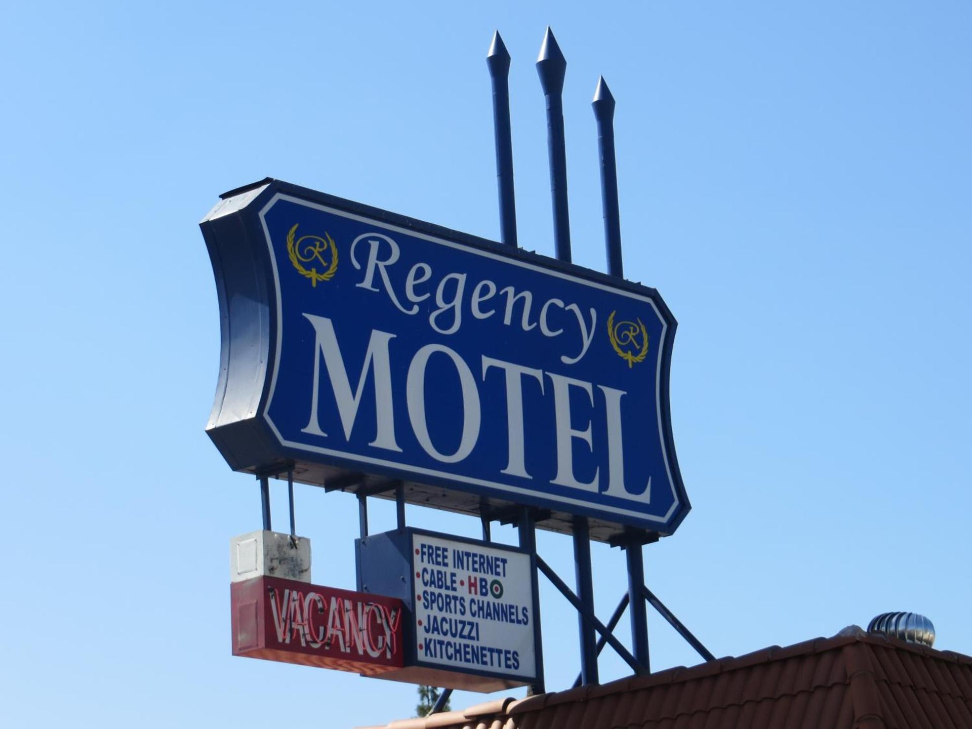 Regency Motel photo 17