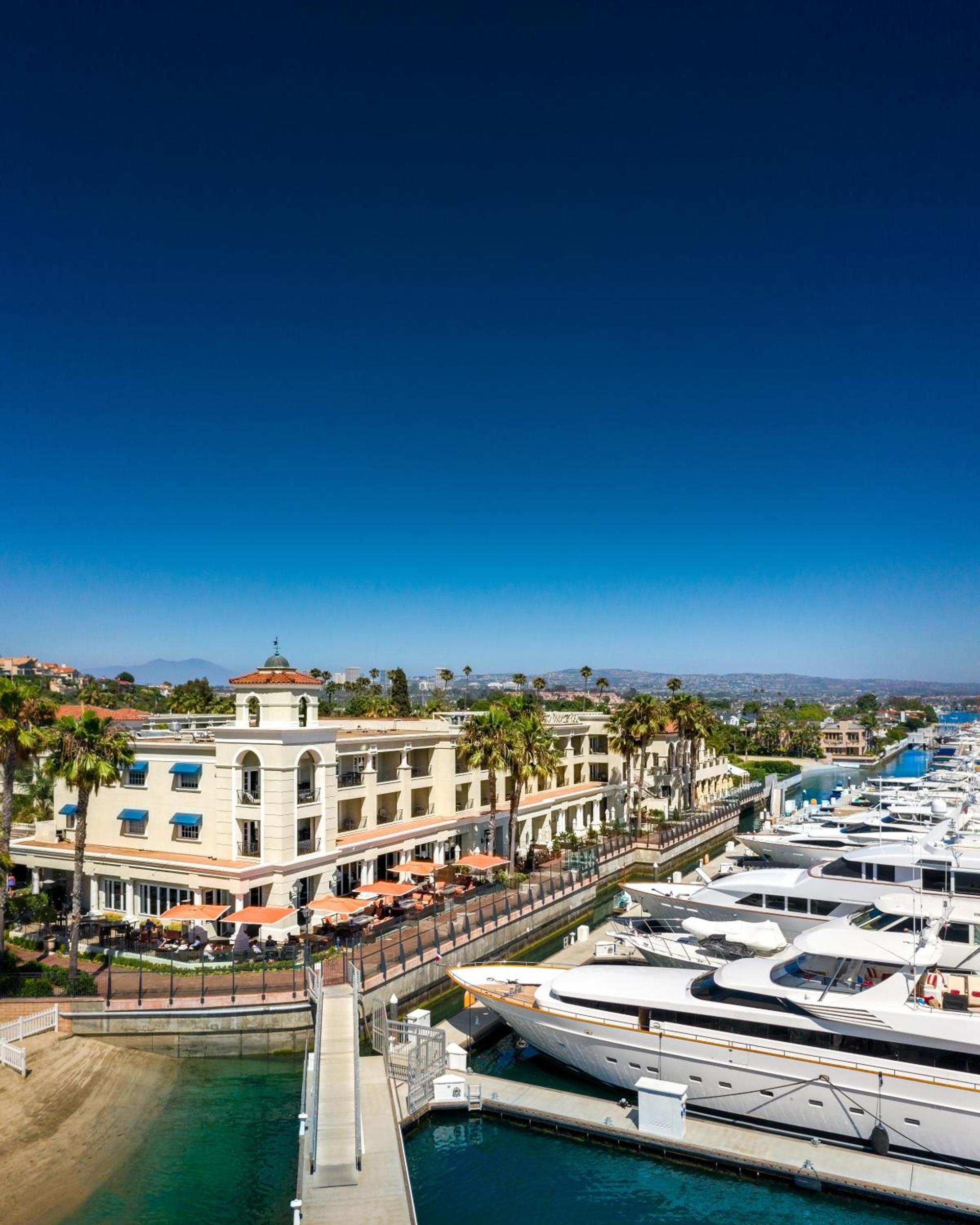 Balboa Bay Resort photo 4