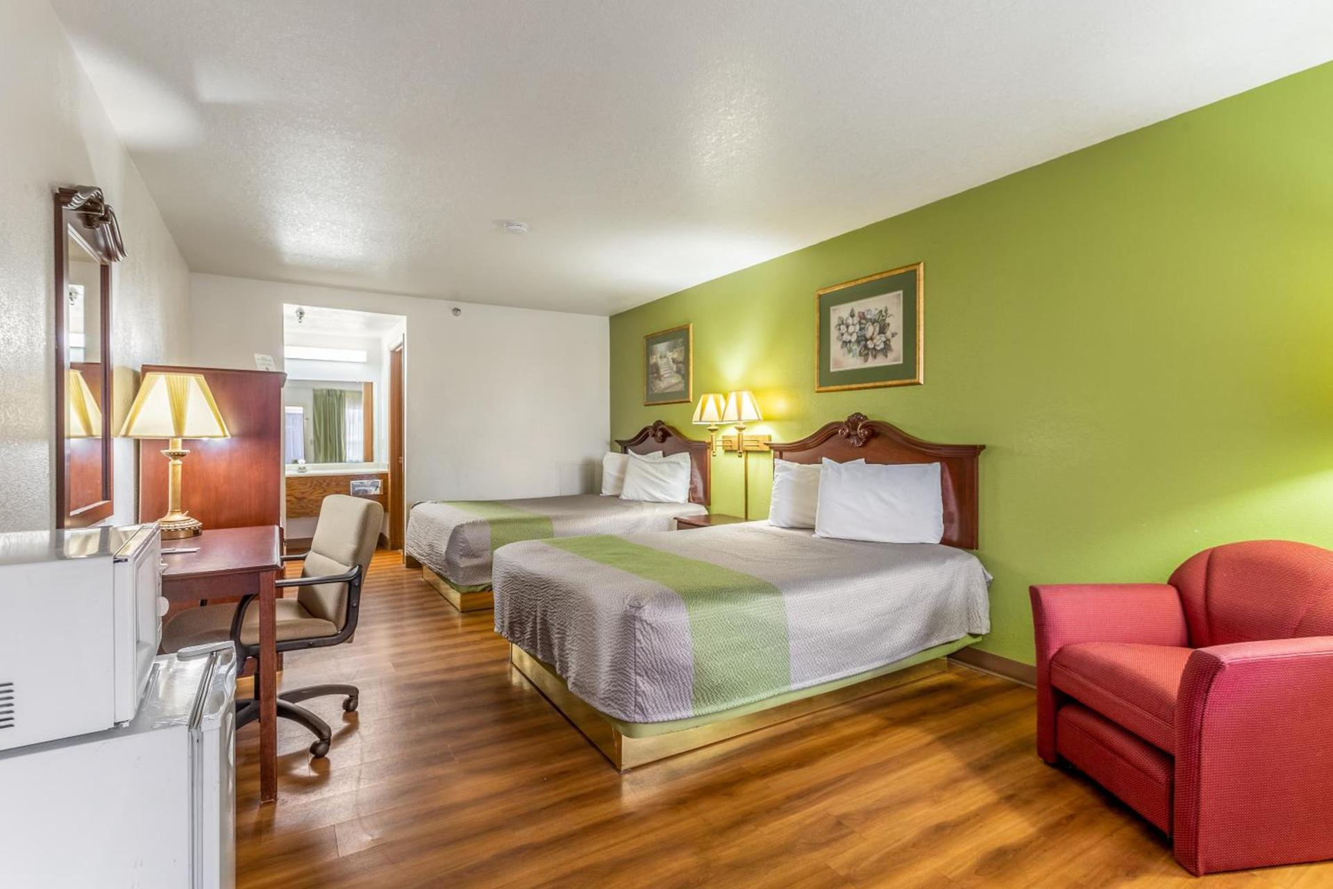 Rodeway Inn Santa Rosa photo 5
