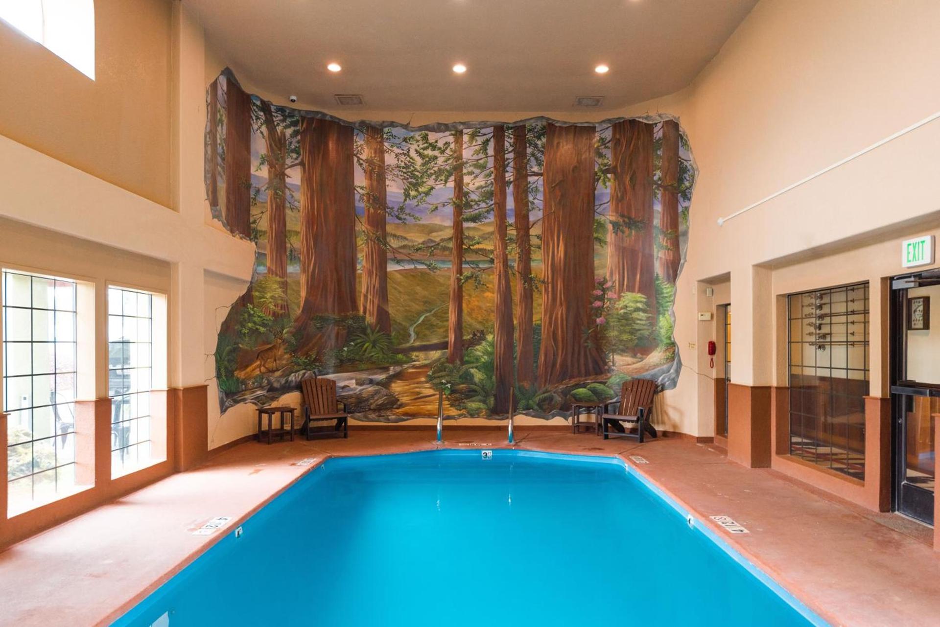The Redwood Riverwalk, a boutique hotel photo 4