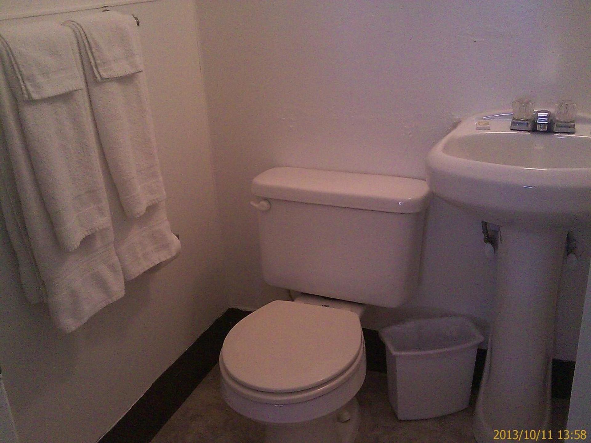 Ranch Motel photo 39