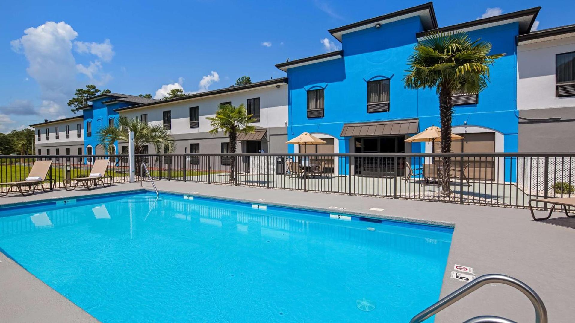 Best Western Shallotte / Ocean Isle Beach Hotel photo 2