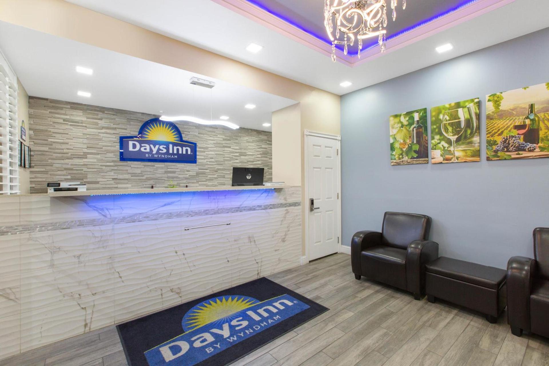 Days Inn by Wyndham Ukiah photo 16