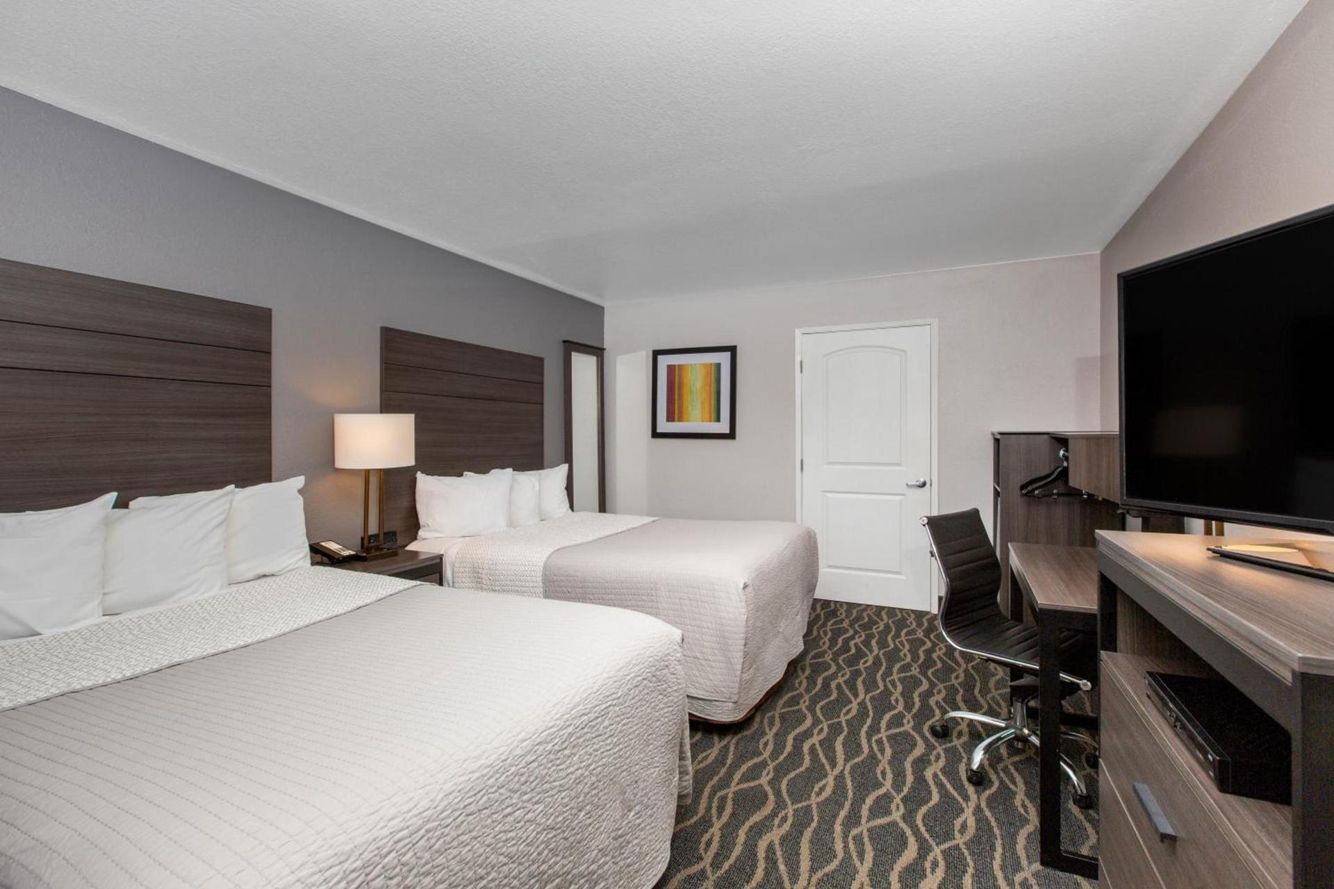Days Inn by Wyndham Ukiah photo 26