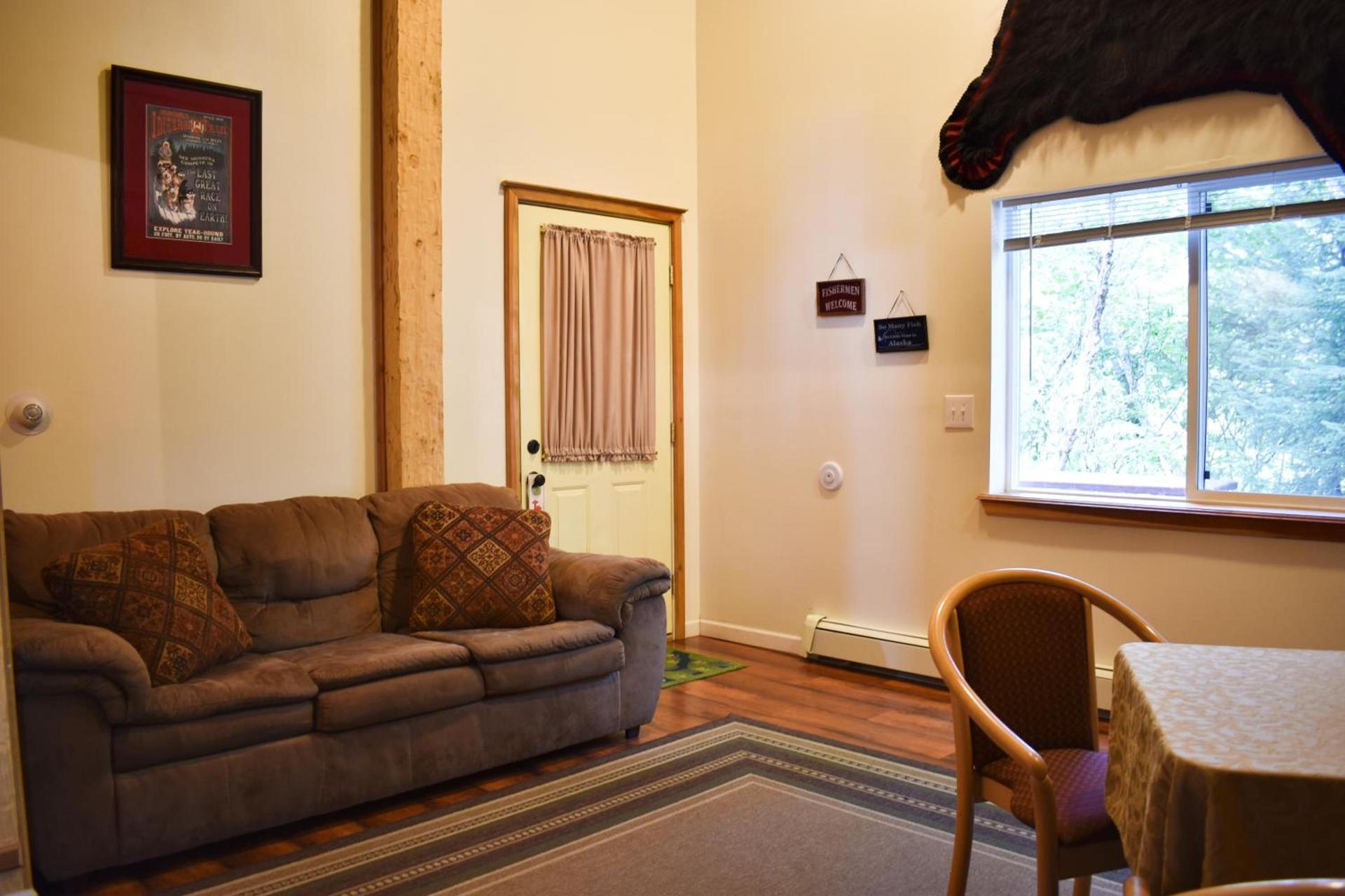 Exit Glacier Lodge photo 11