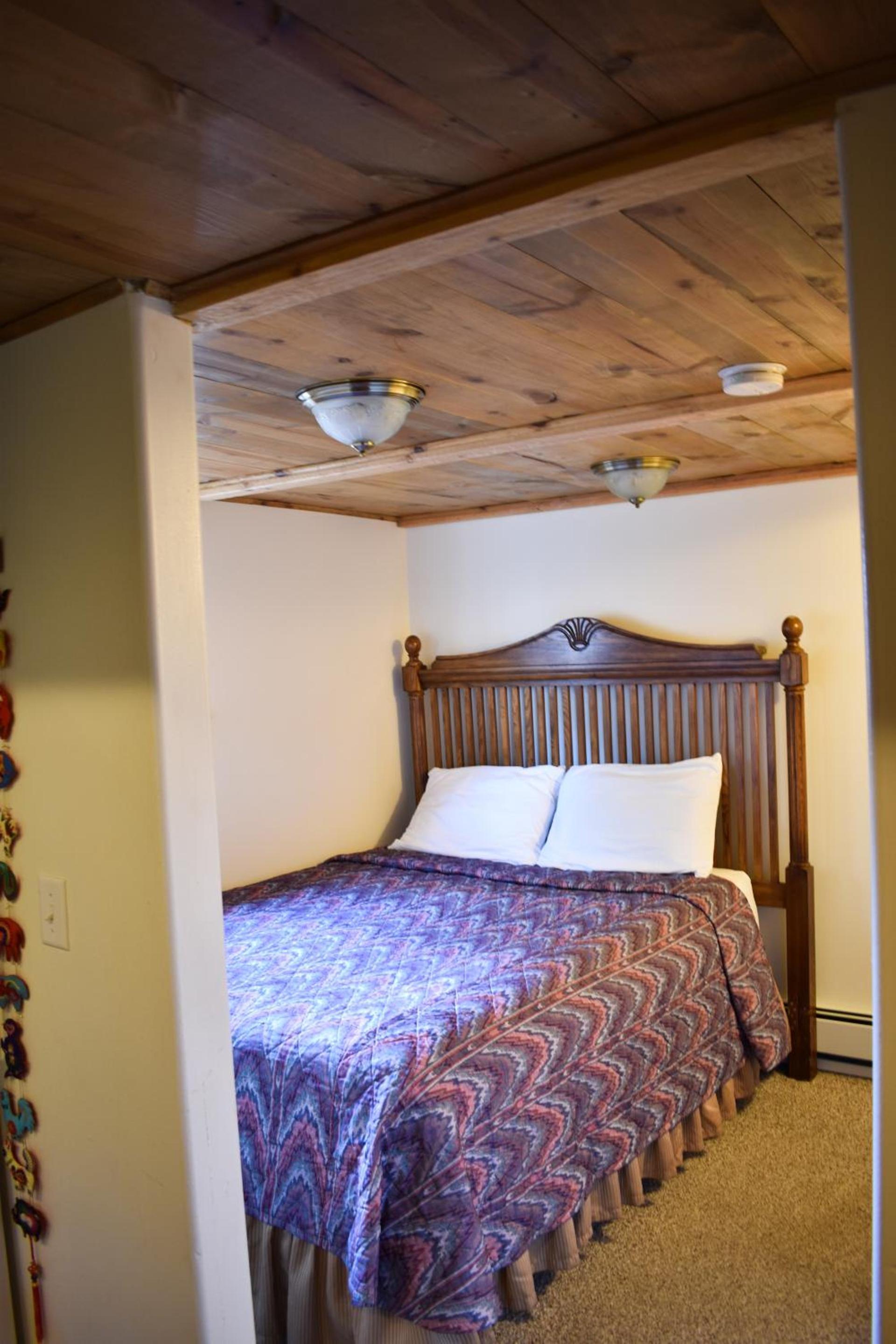 Exit Glacier Lodge photo 13