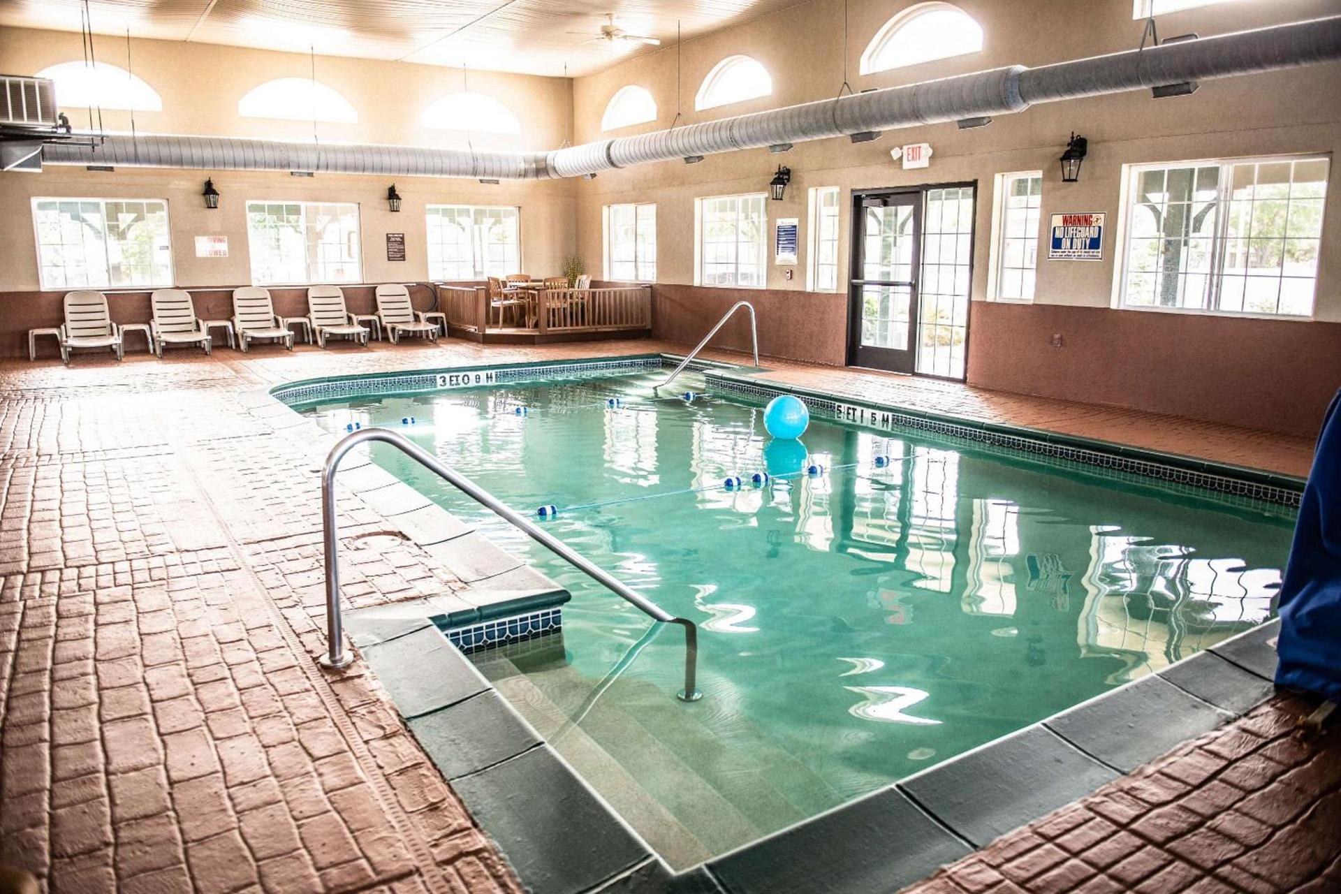 Comfort Inn Marshall Station photo 5