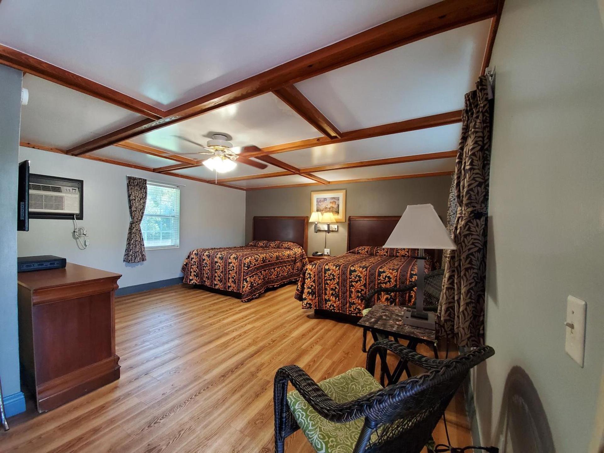 High Springs Country Inn photo 28