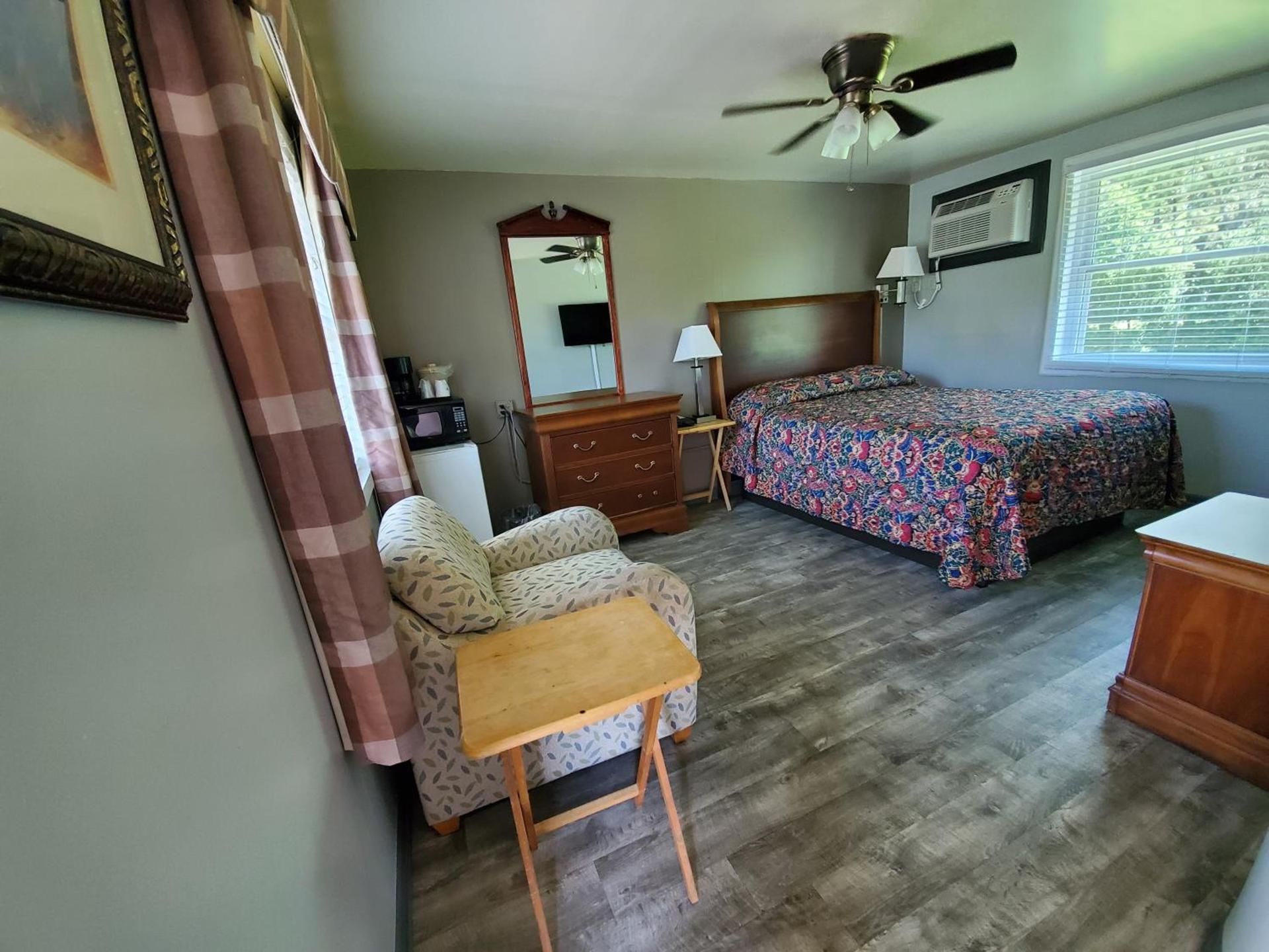 High Springs Country Inn photo 21